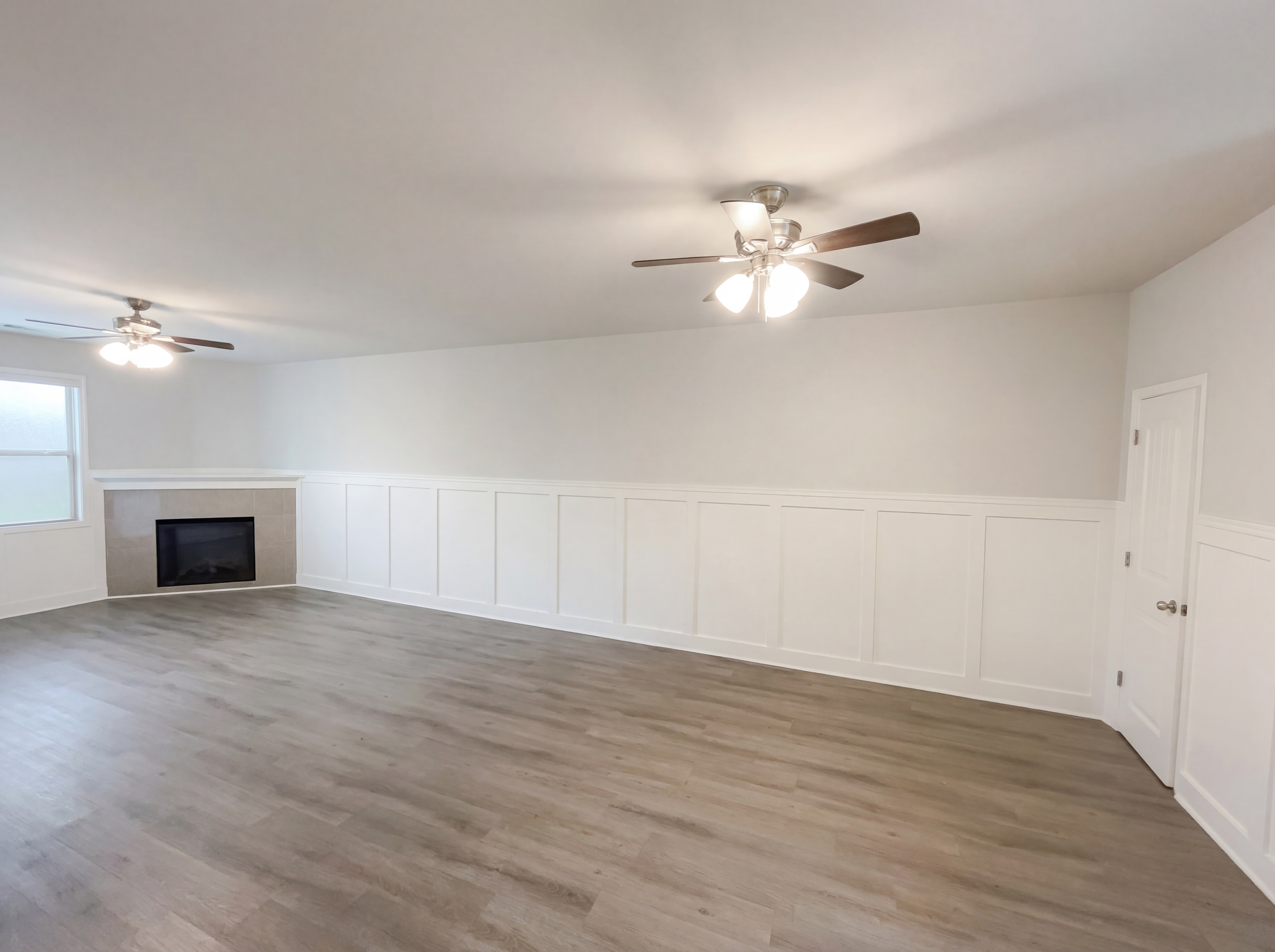 Photo 3 of 19 of 220 Madison Ave, Acworth, GA