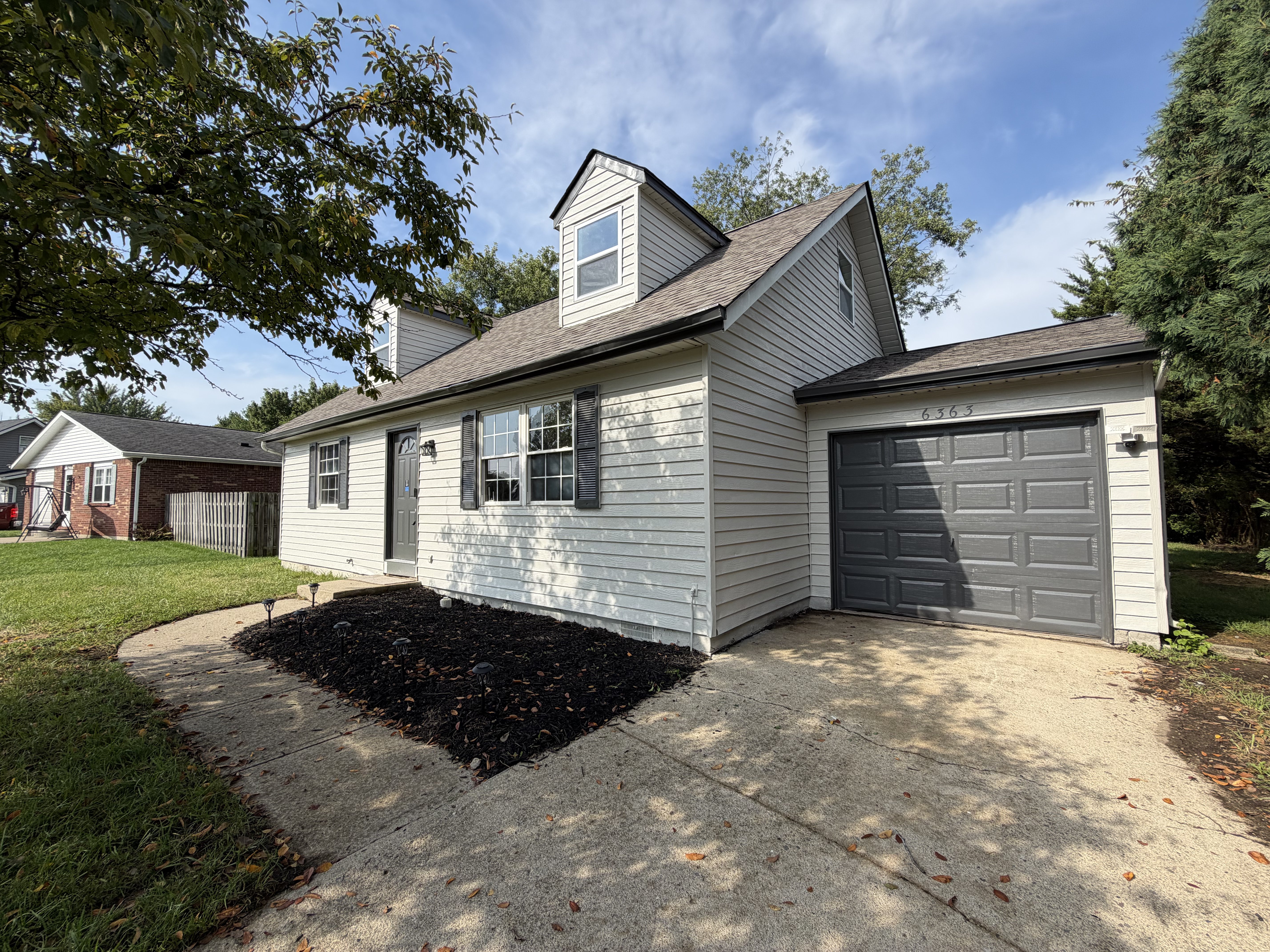 Photo 36 of 38 of 6363 Sandric Ln, Liberty Township, OH