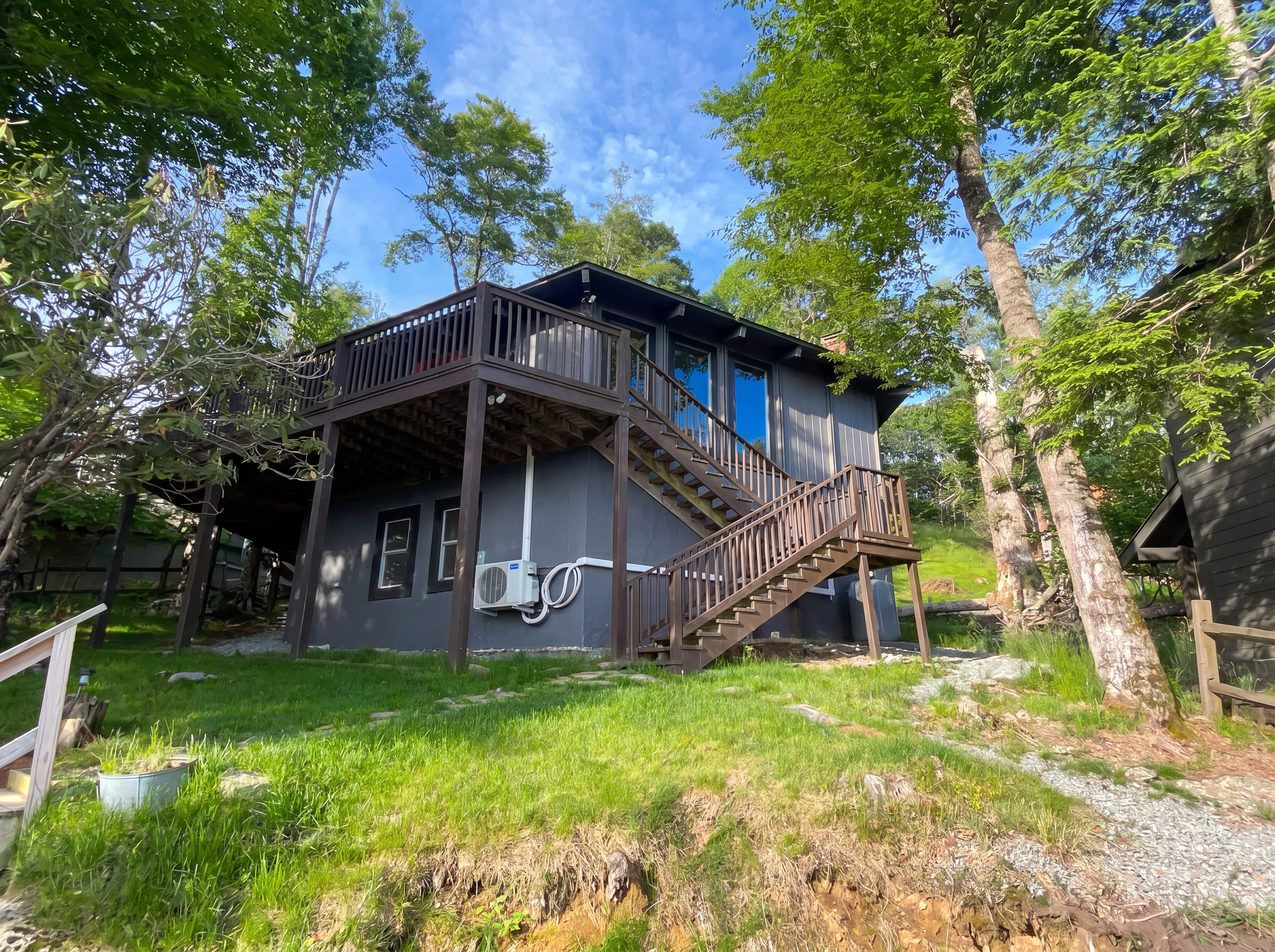 Photo 5 of 19 of 119 Beechwood Ln, Beech Mountain, NC