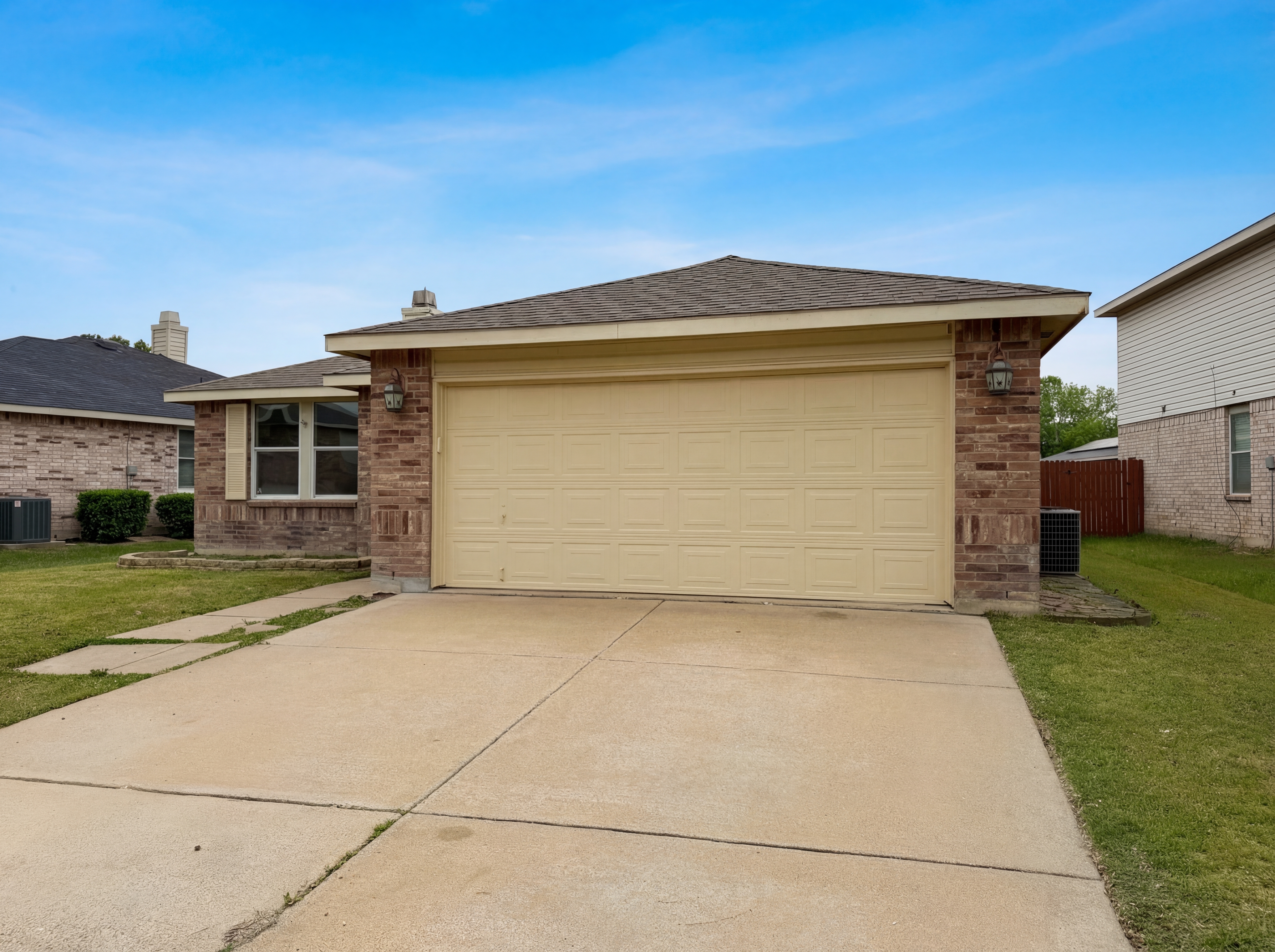 Photo 18 of 20 of 5145 Cliff Oaks Dr, Fort Worth, TX