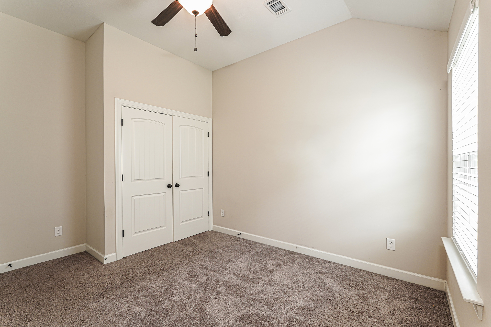 Photo 16 of 21 of 875 Lynbrook Ct, North Augusta, SC