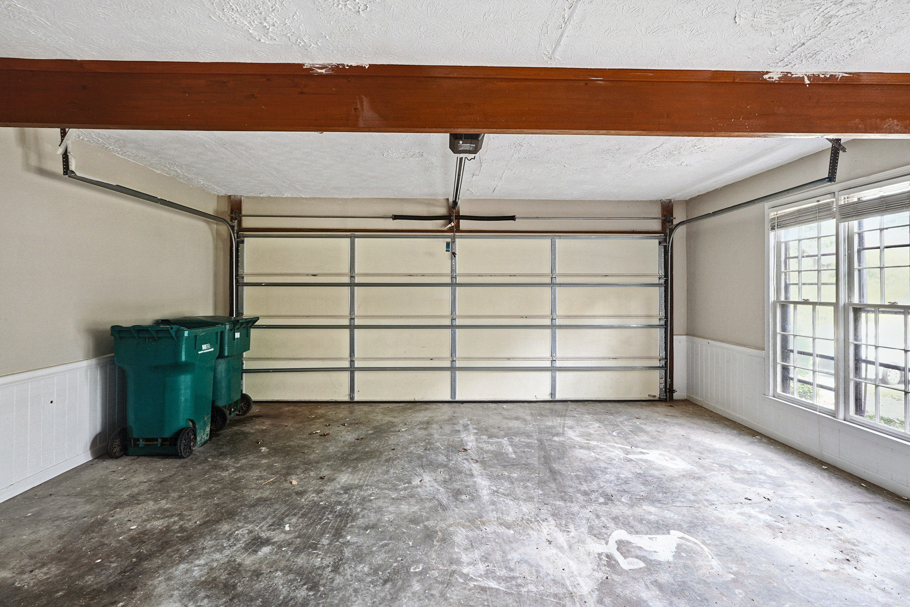 Photo 48 of 63 of 2360 Kimbrough Ct, Sandy Springs, GA
