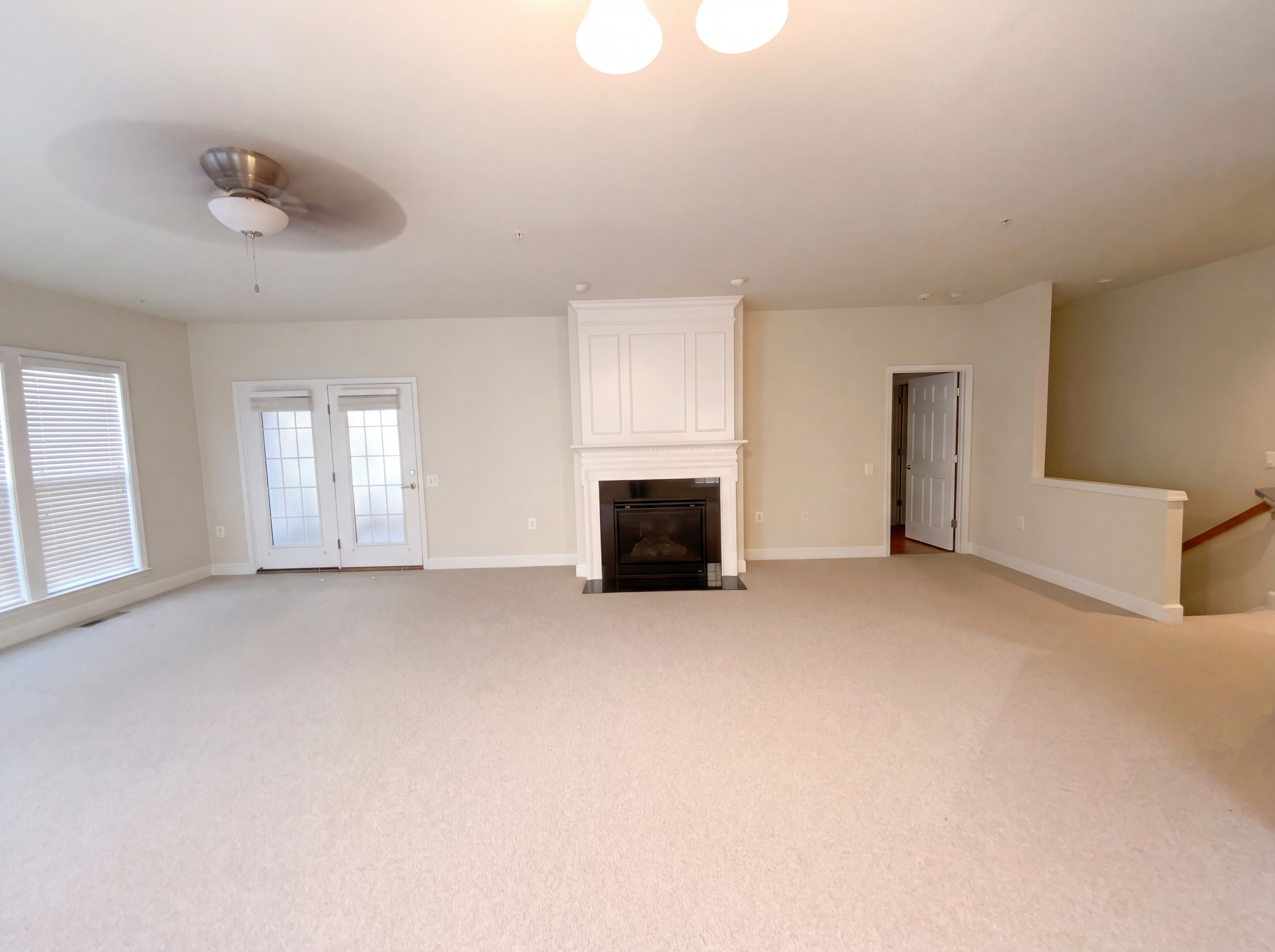Photo 3 of 23 of 101 Denison St, Fredericksburg, VA