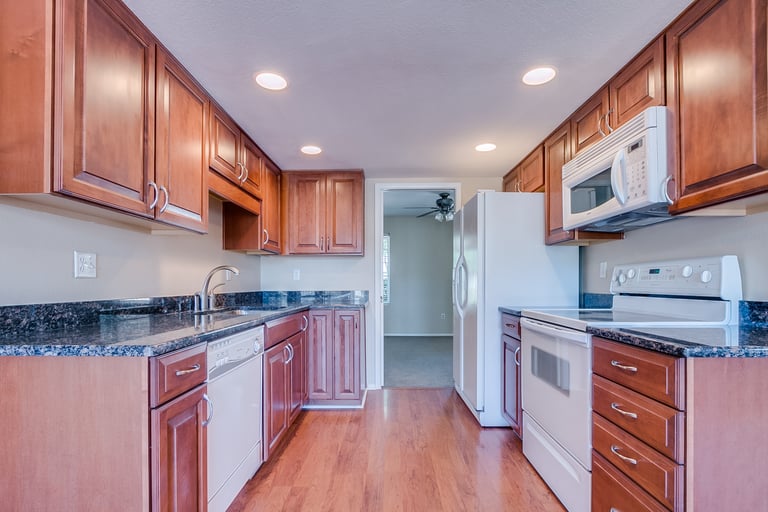 Photo 2 of 36 - 15 E Muriel Dr, Phoenix, AZ 85022