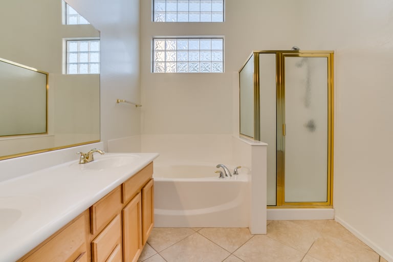 Photo 17 of 32 - 6610 W Tether Trl, Phoenix, AZ 85083