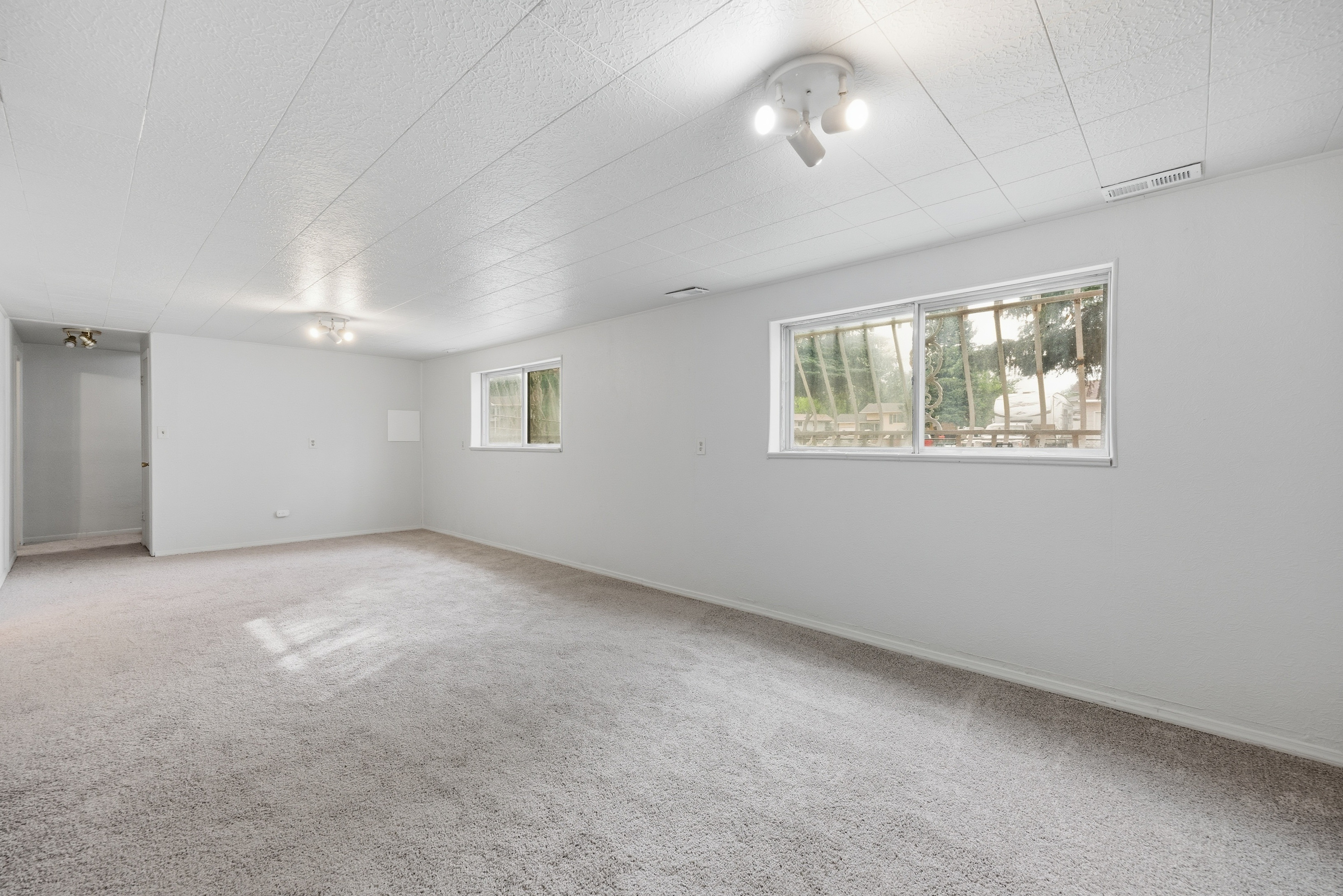 Photo 32 of 49 of 228 Fairfax St, Colorado Springs, CO