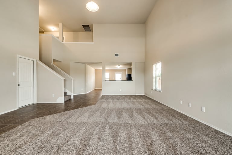 Photo 3 of 26 - 1409 N Houston St, Royse City, TX 75189