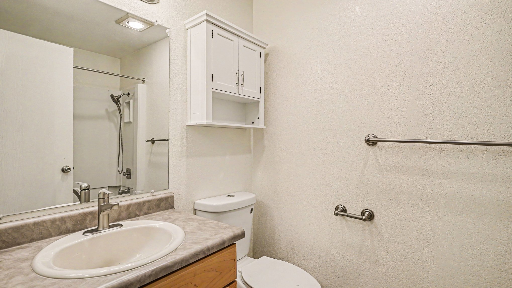 Photo 13 of 17 of 8033 145th Ave NE, Redmond, WA