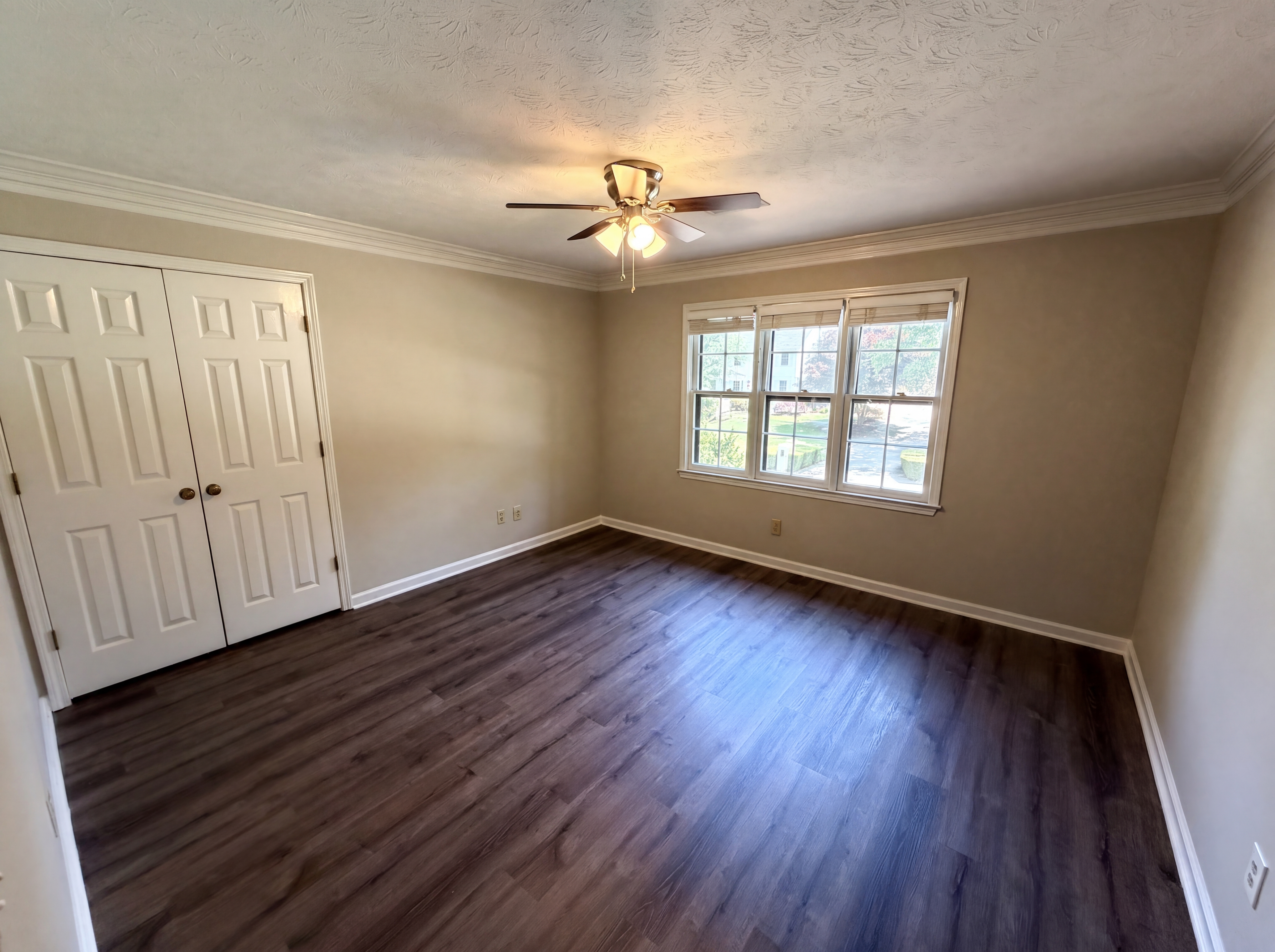 Photo 4 of 46 of 2360 Kimbrough Ct, Atlanta, GA