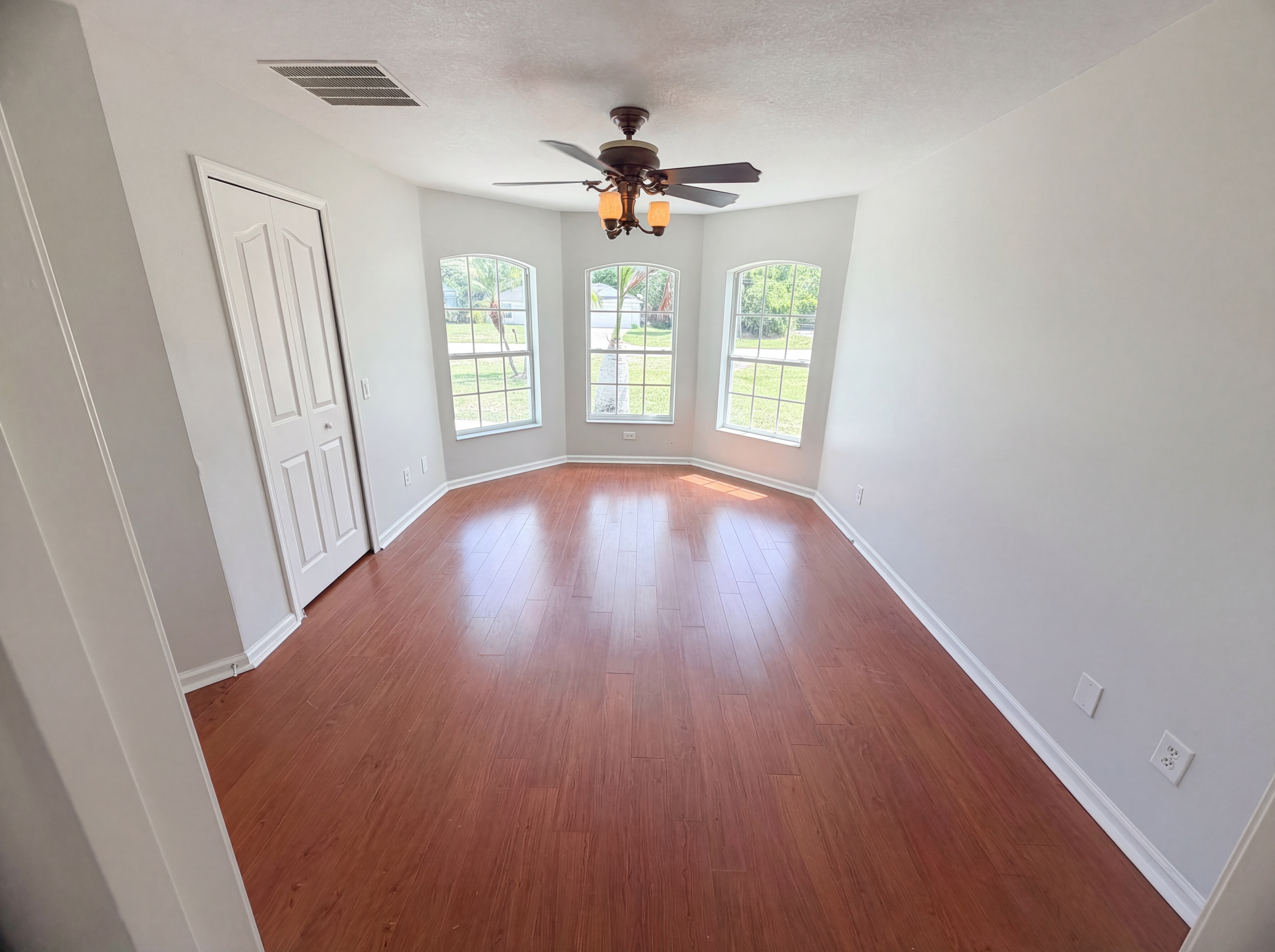 Photo 25 of 31 of 2332 SE Berkshire Blvd, Port Saint Lucie, FL