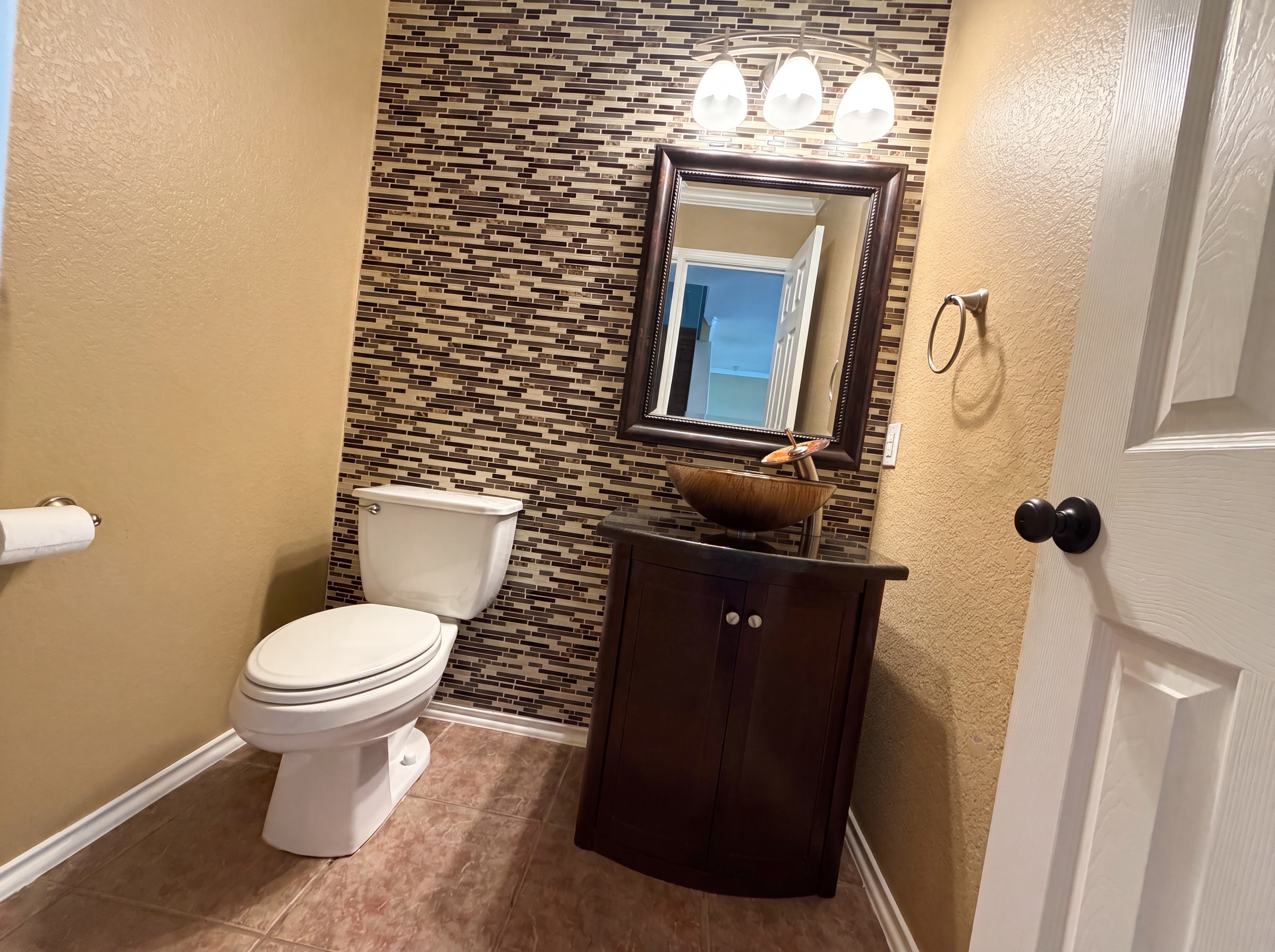 Photo 14 of 22 of 5002 Whisper Cv, Schertz, TX