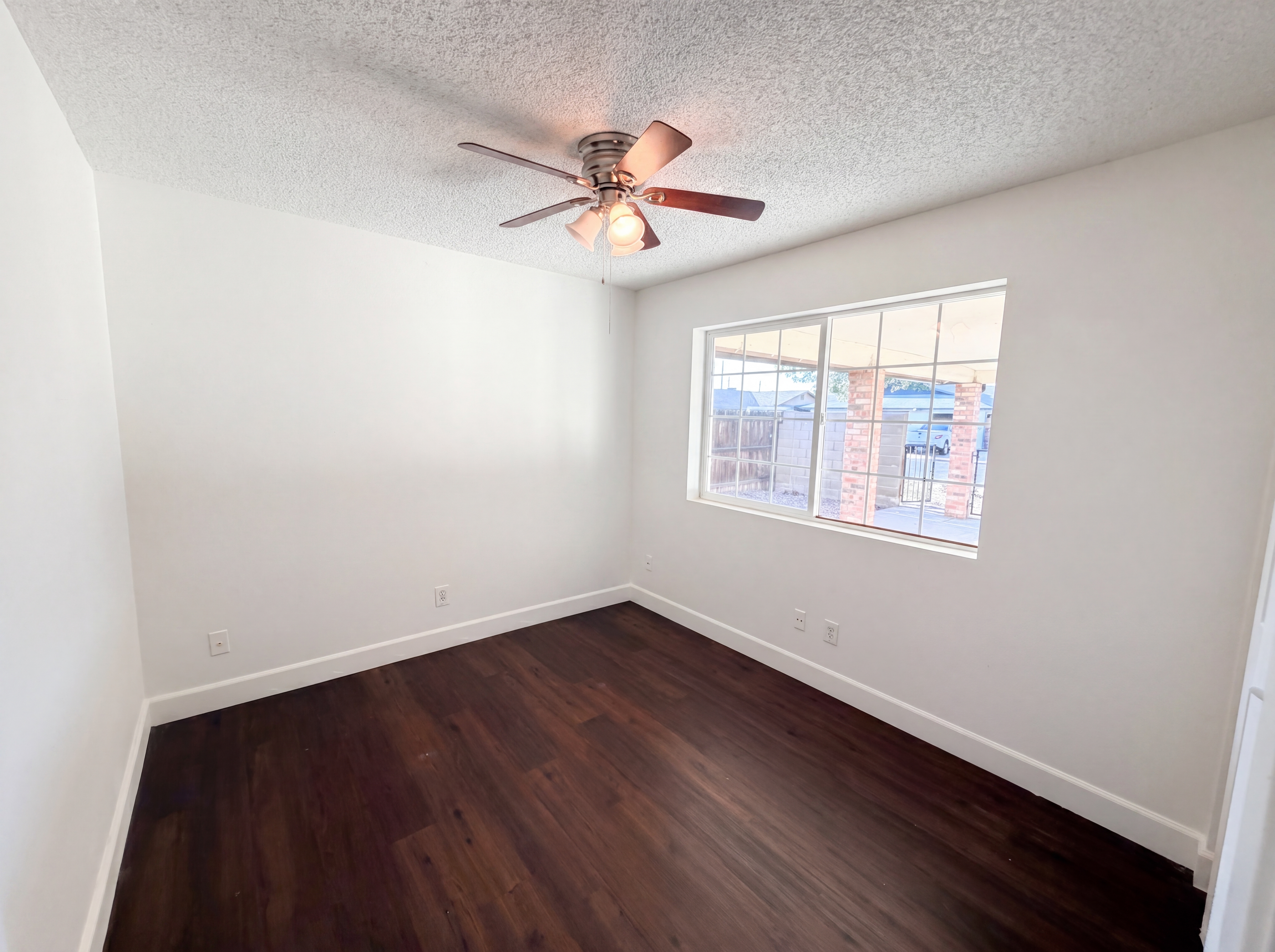 Photo 16 of 18 of 1251 E Grove Cir, Mesa, AZ