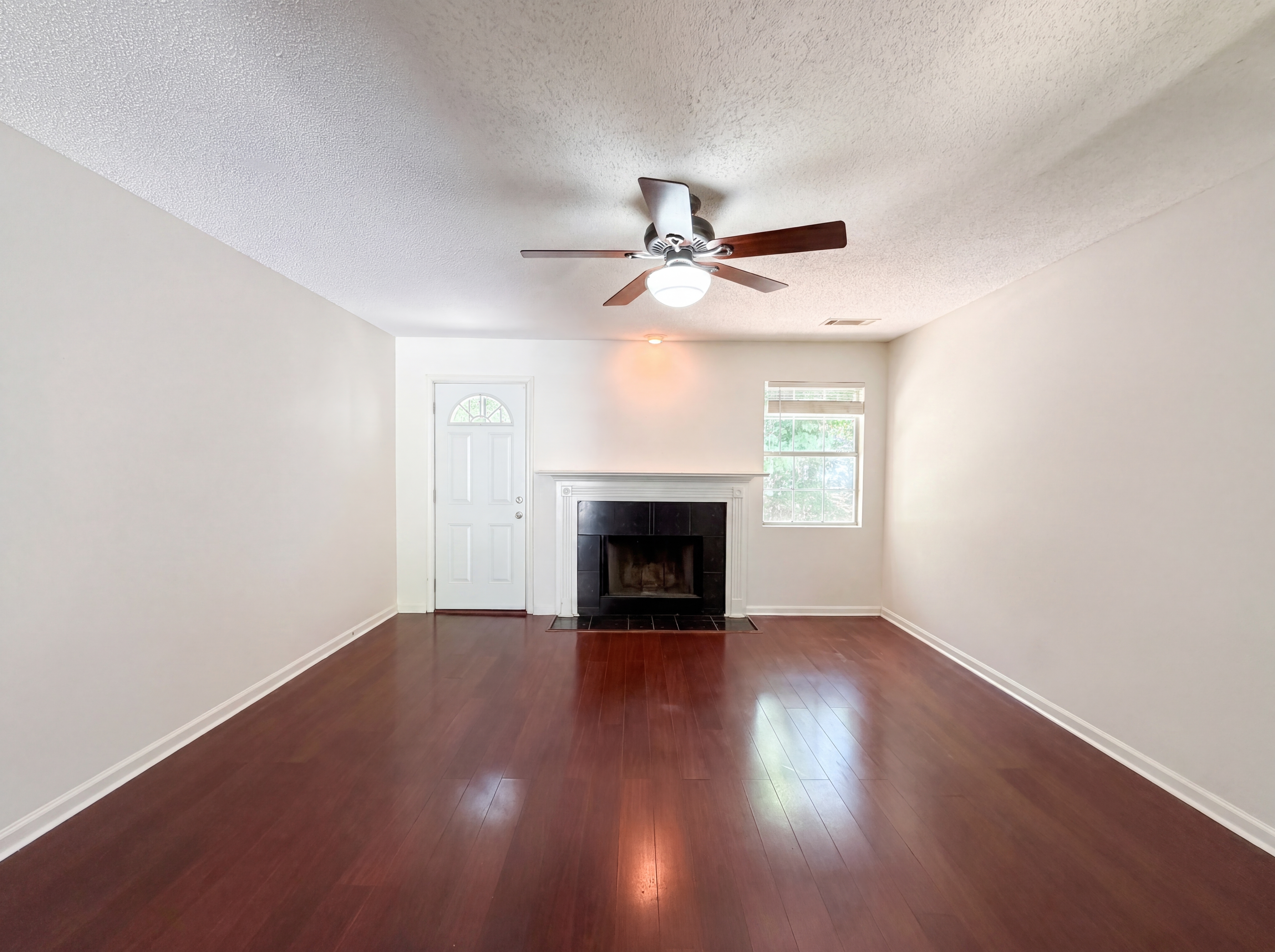 Photo 3 of 27 of 3753 Soapstone Rd, Decatur, GA