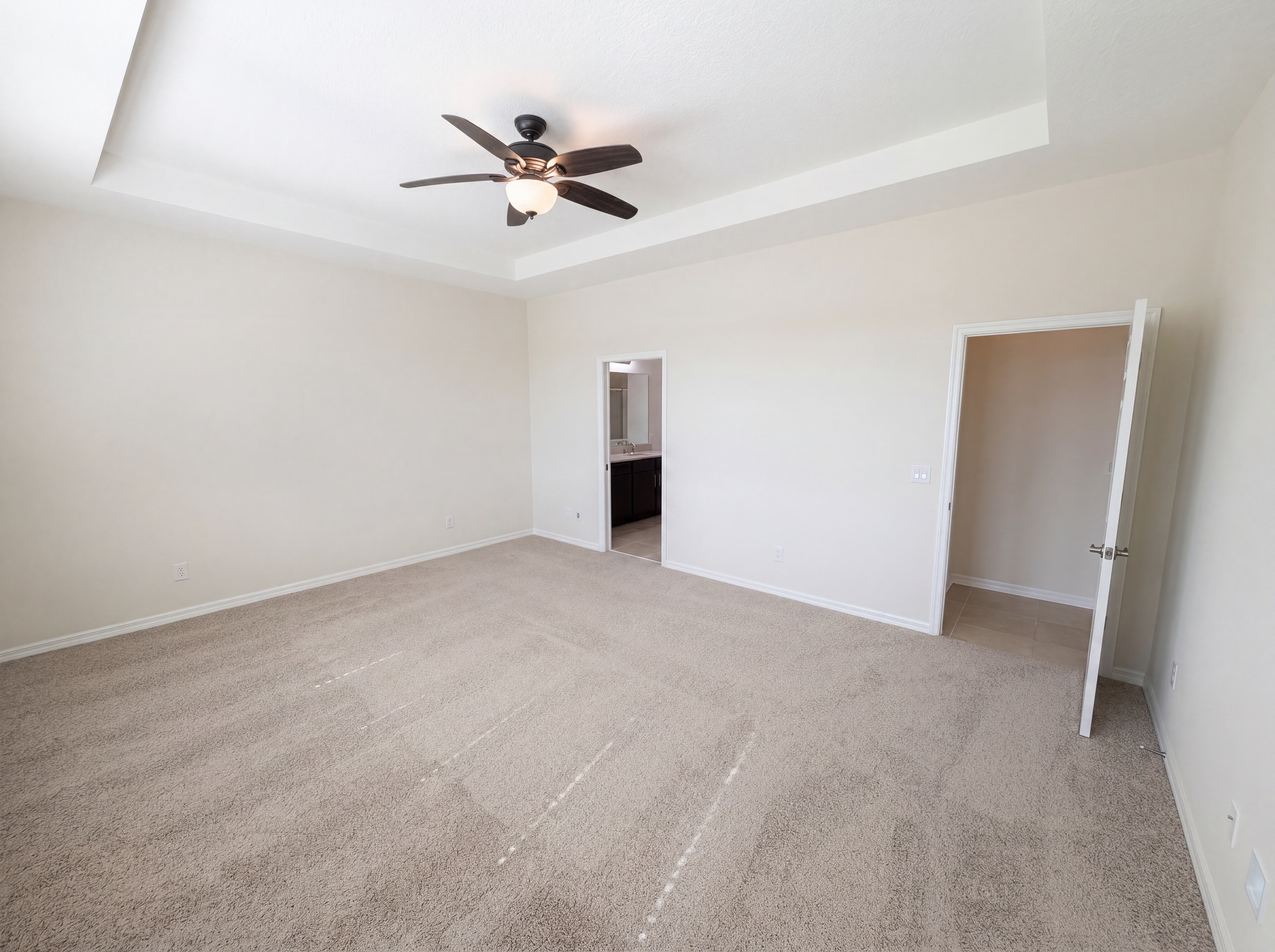 Photo 14 of 37 of 1811 Henley St, Saint Cloud, FL