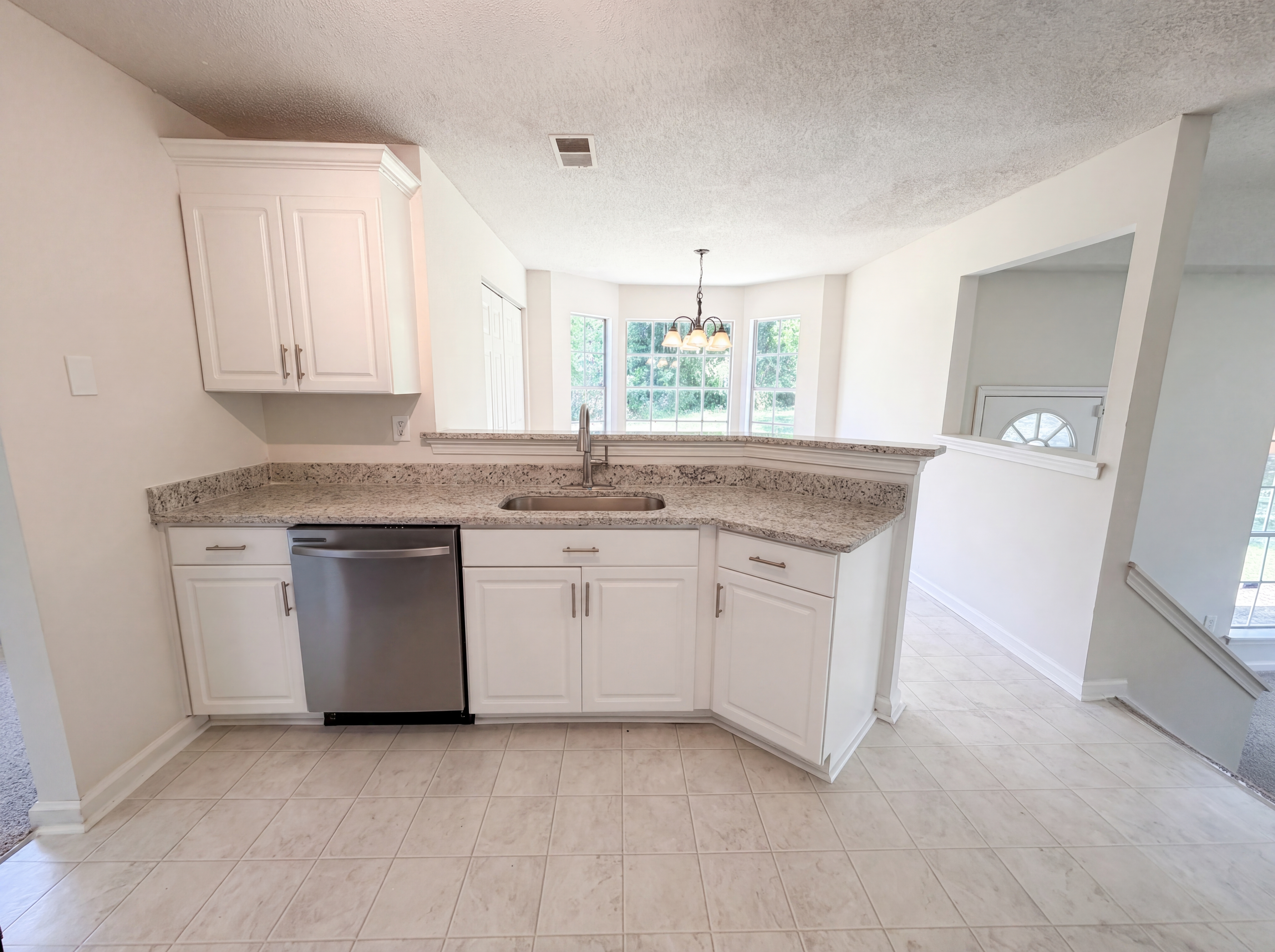 Photo 15 of 20 of 6296 Laurel Green Dr, Lithonia, GA