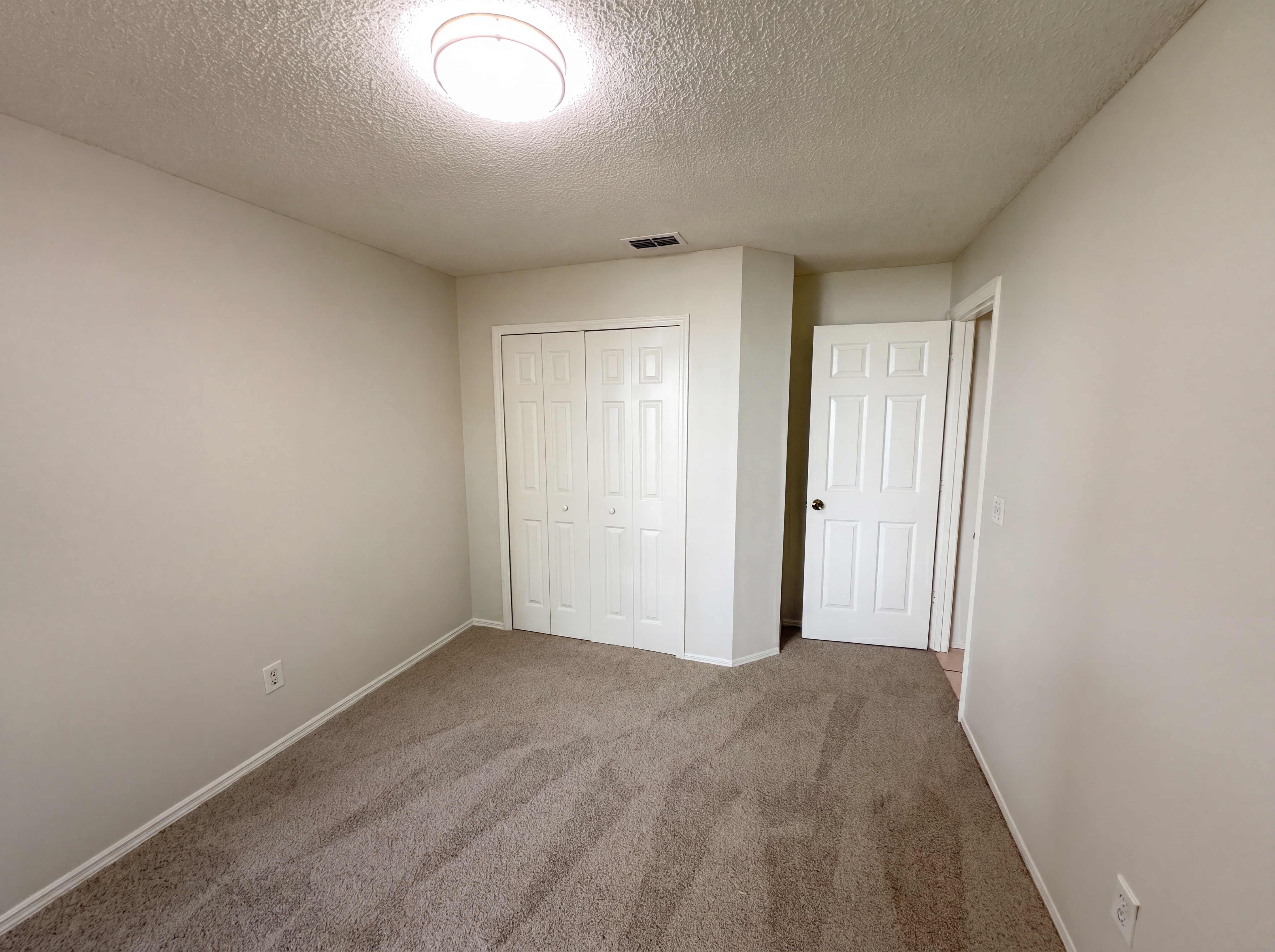 Photo 22 of 26 of 997 Shaffer Trl, Oviedo, FL