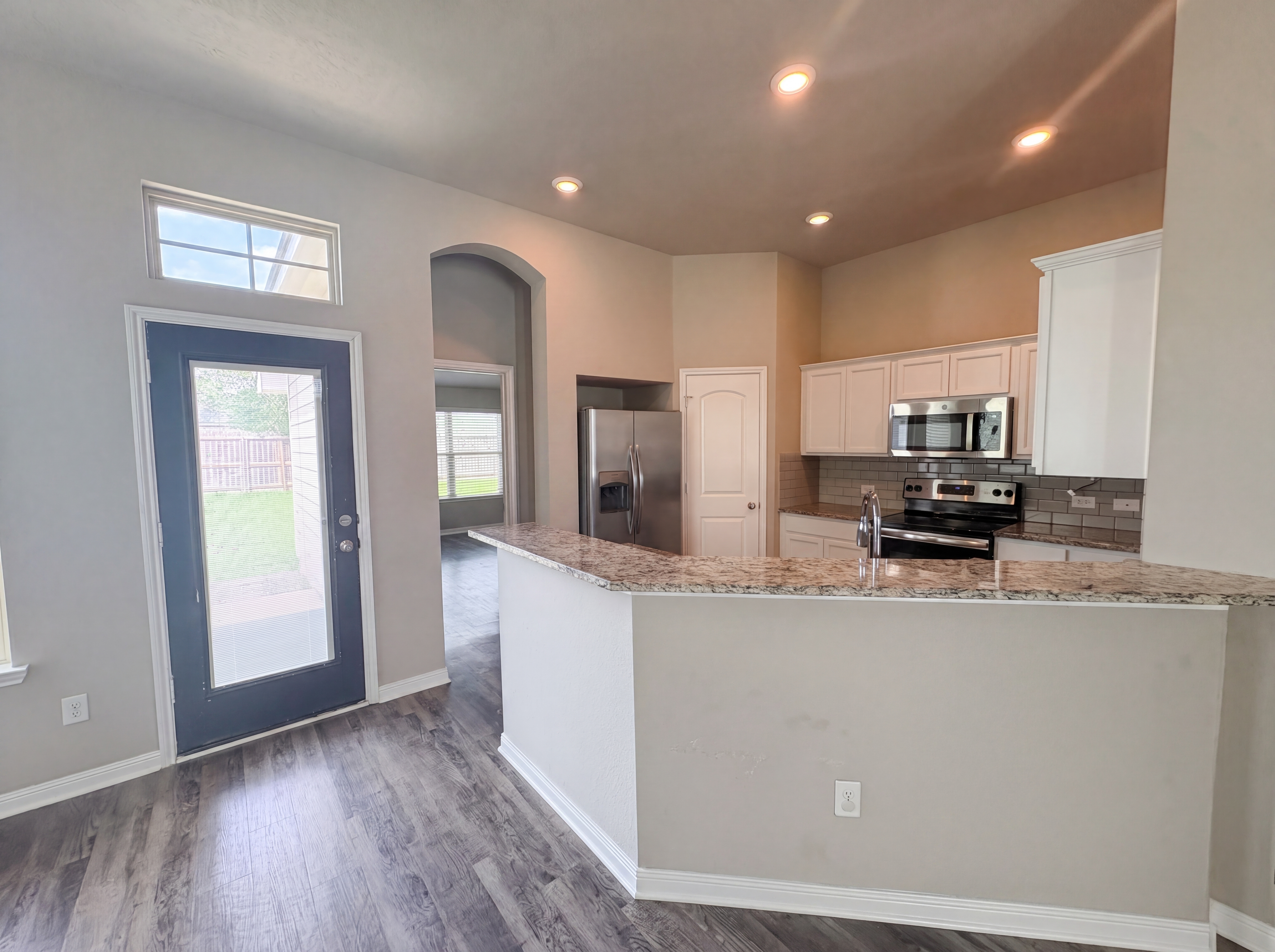 Photo 22 of 27 of 2132 Markley Dr, Bryan, TX