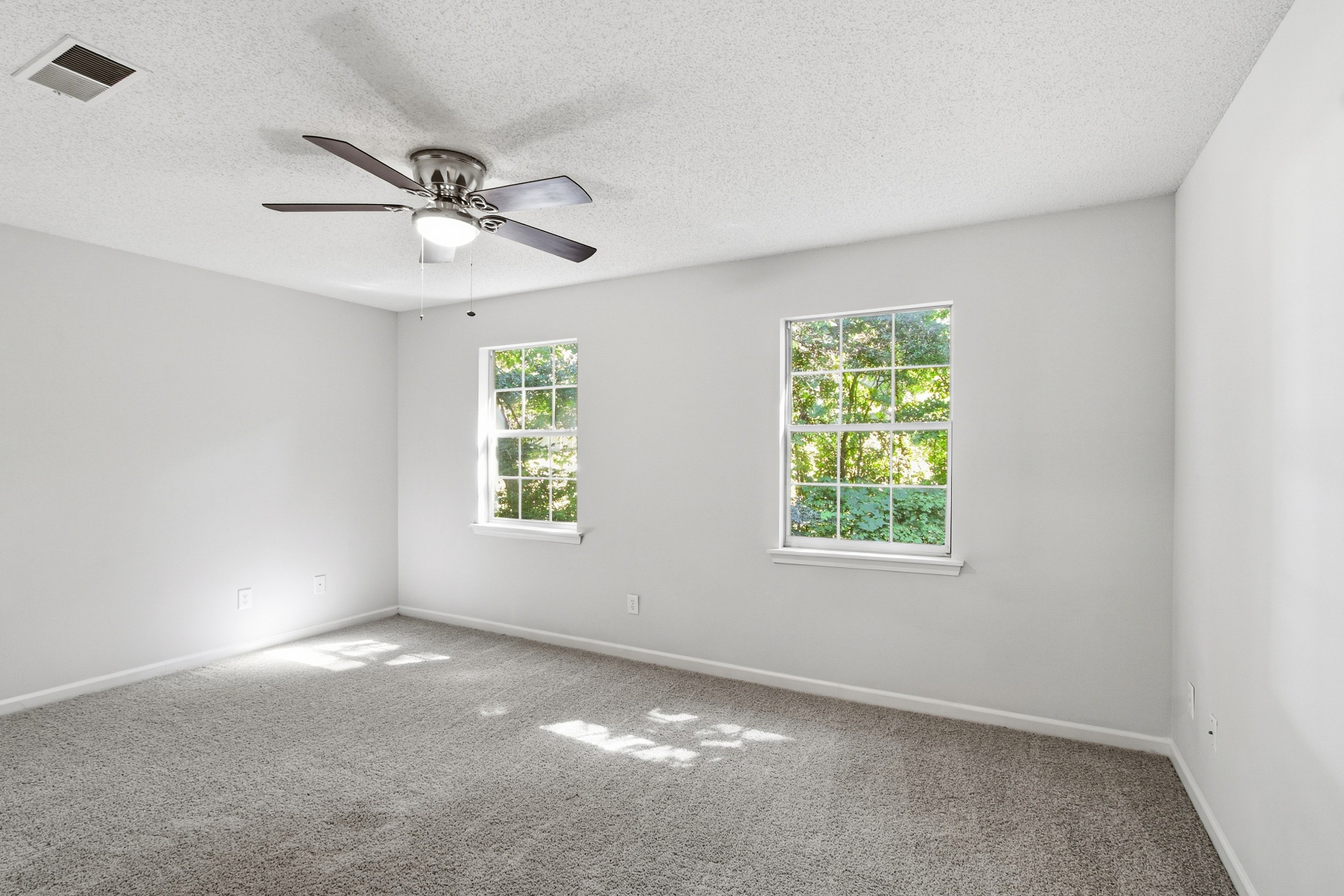Photo 11 of 20 of 208 Park St, Dallas, GA