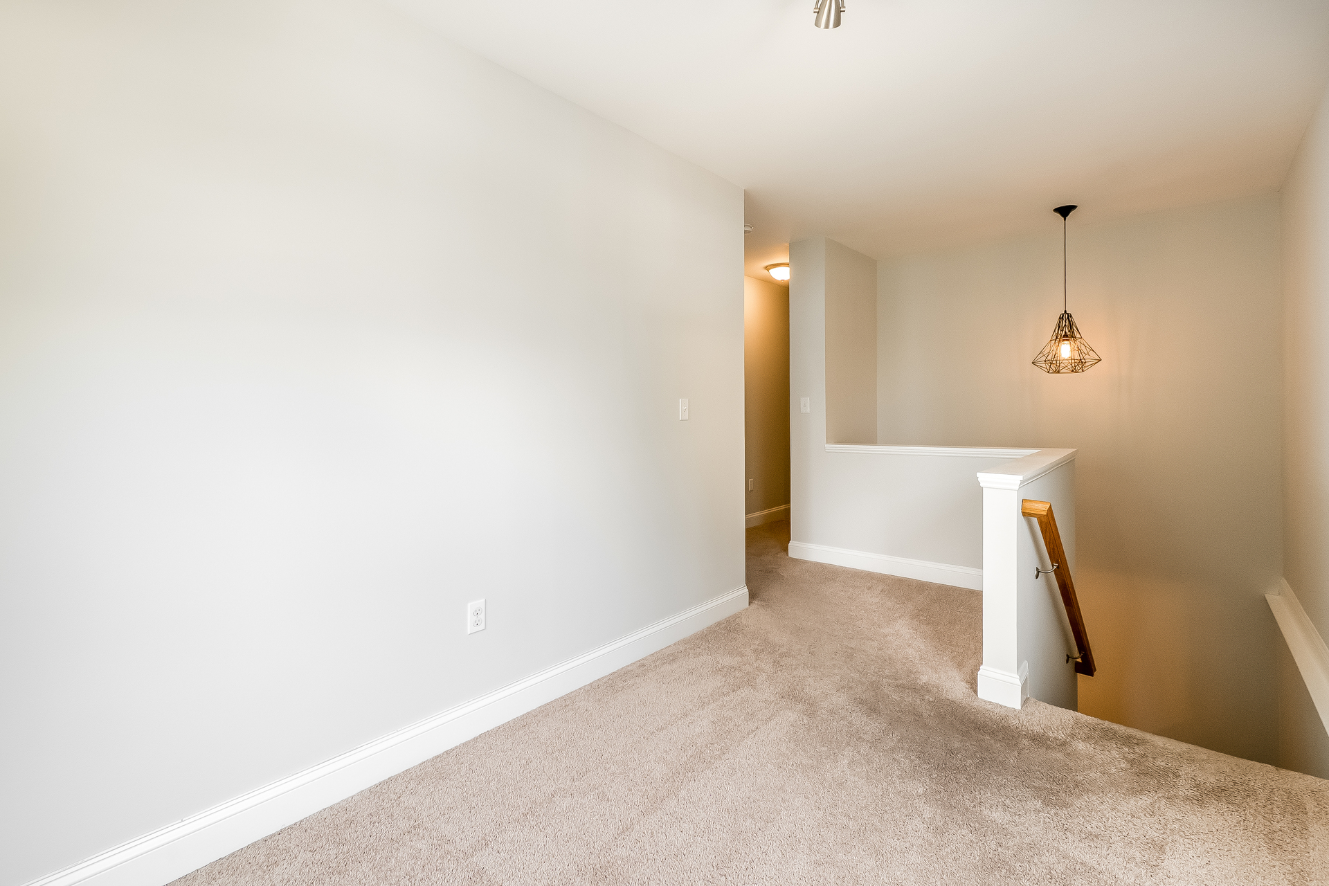 Photo 11 of 20 of 4933 Lee St NE, Washington, DC