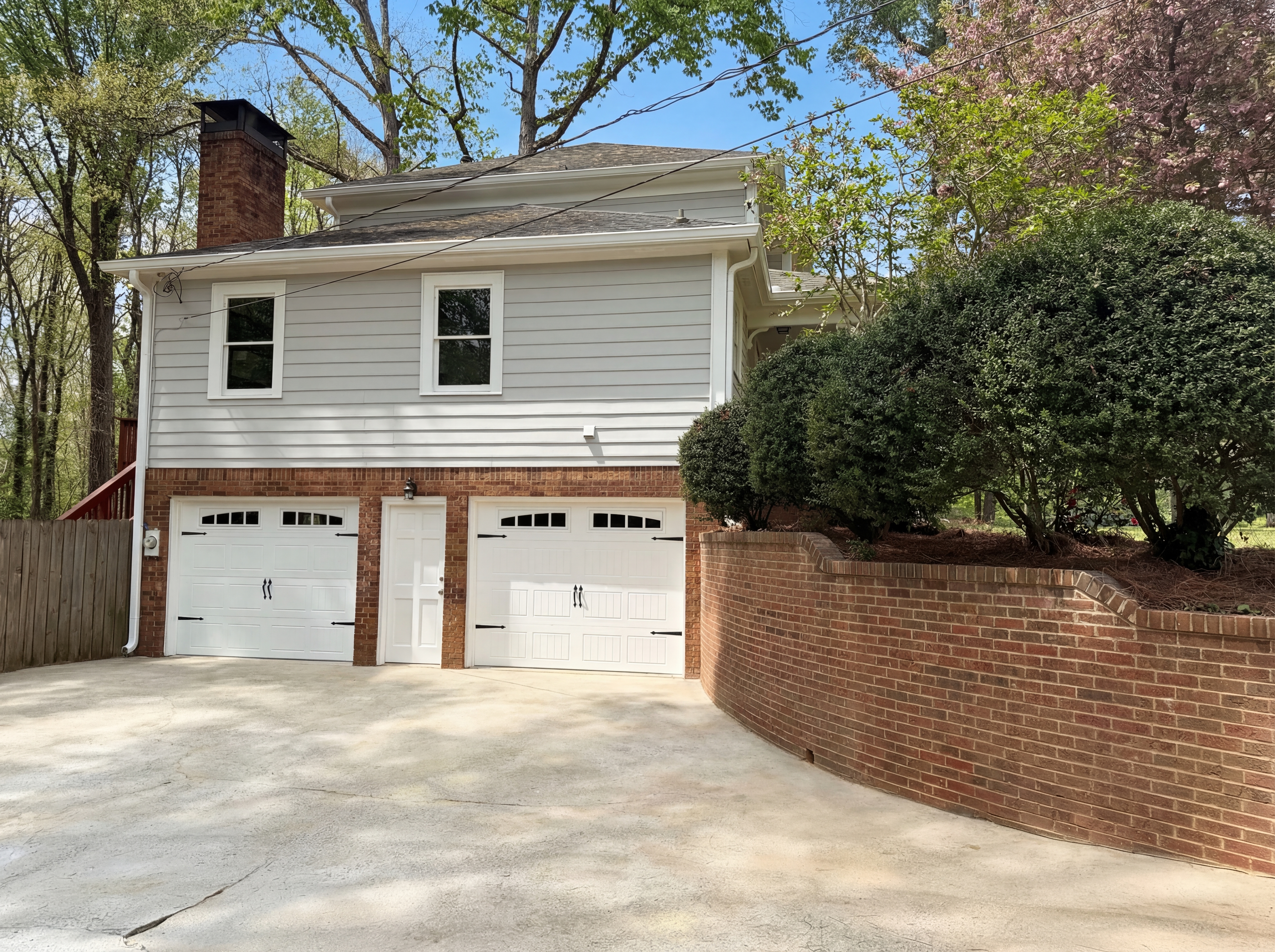 Photo 11 of 31 of 4479 Alpine Ct, Snellville, GA