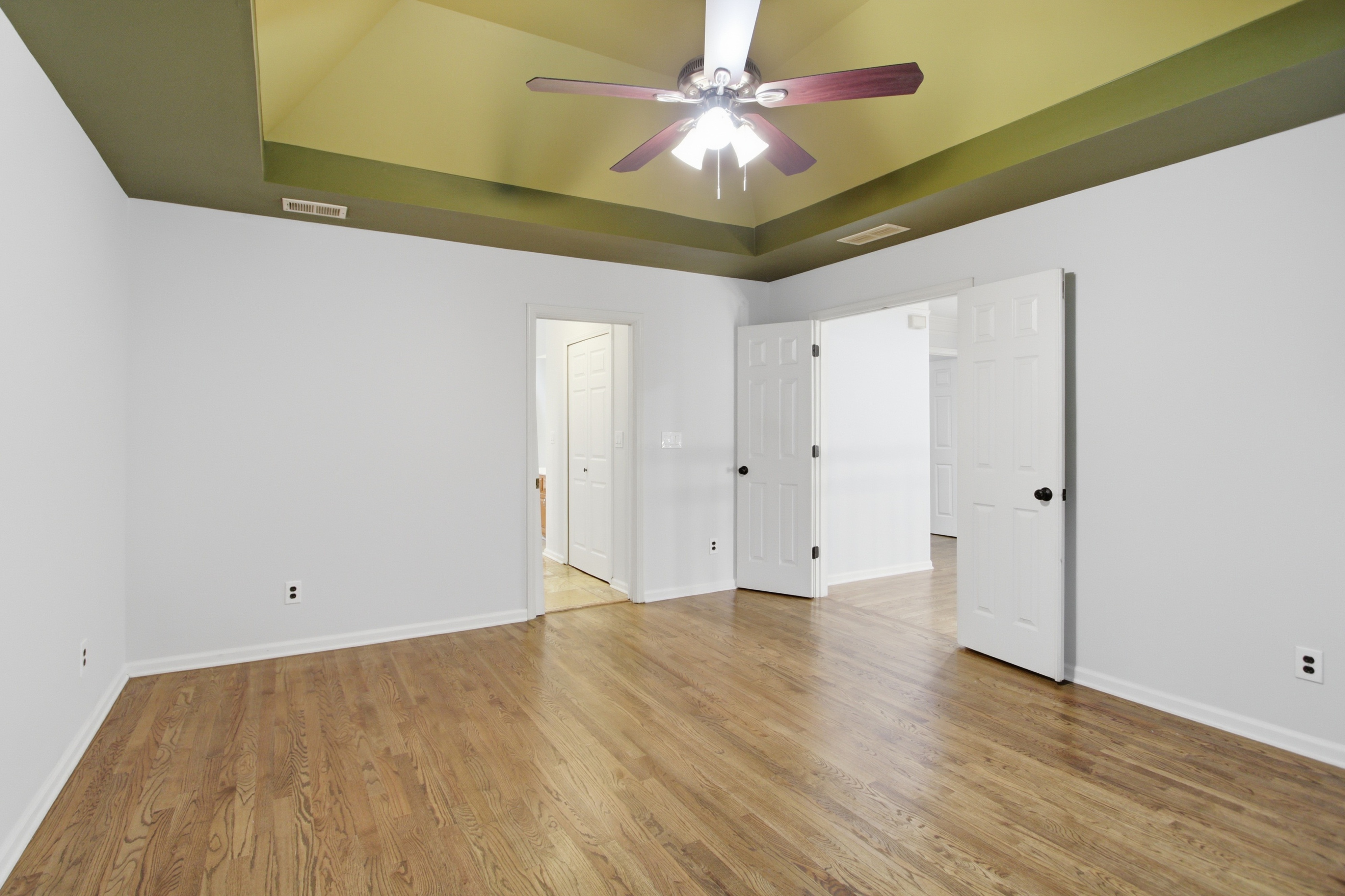 Photo 29 of 47 of 11715 Dunhill Place Dr, Johns Creek, GA