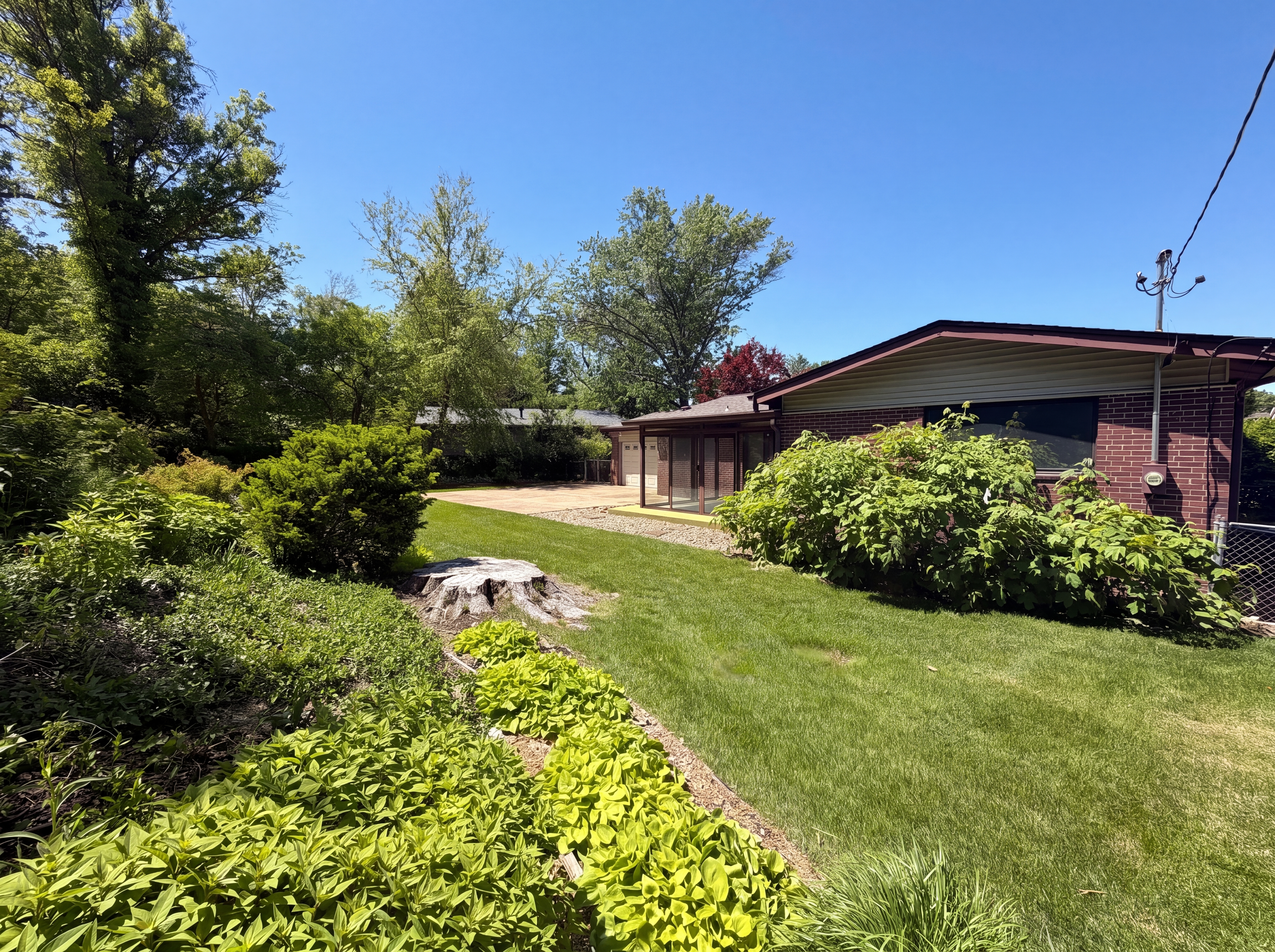 Photo 20 of 22 of 1440 Tina Dr, Florissant, MO