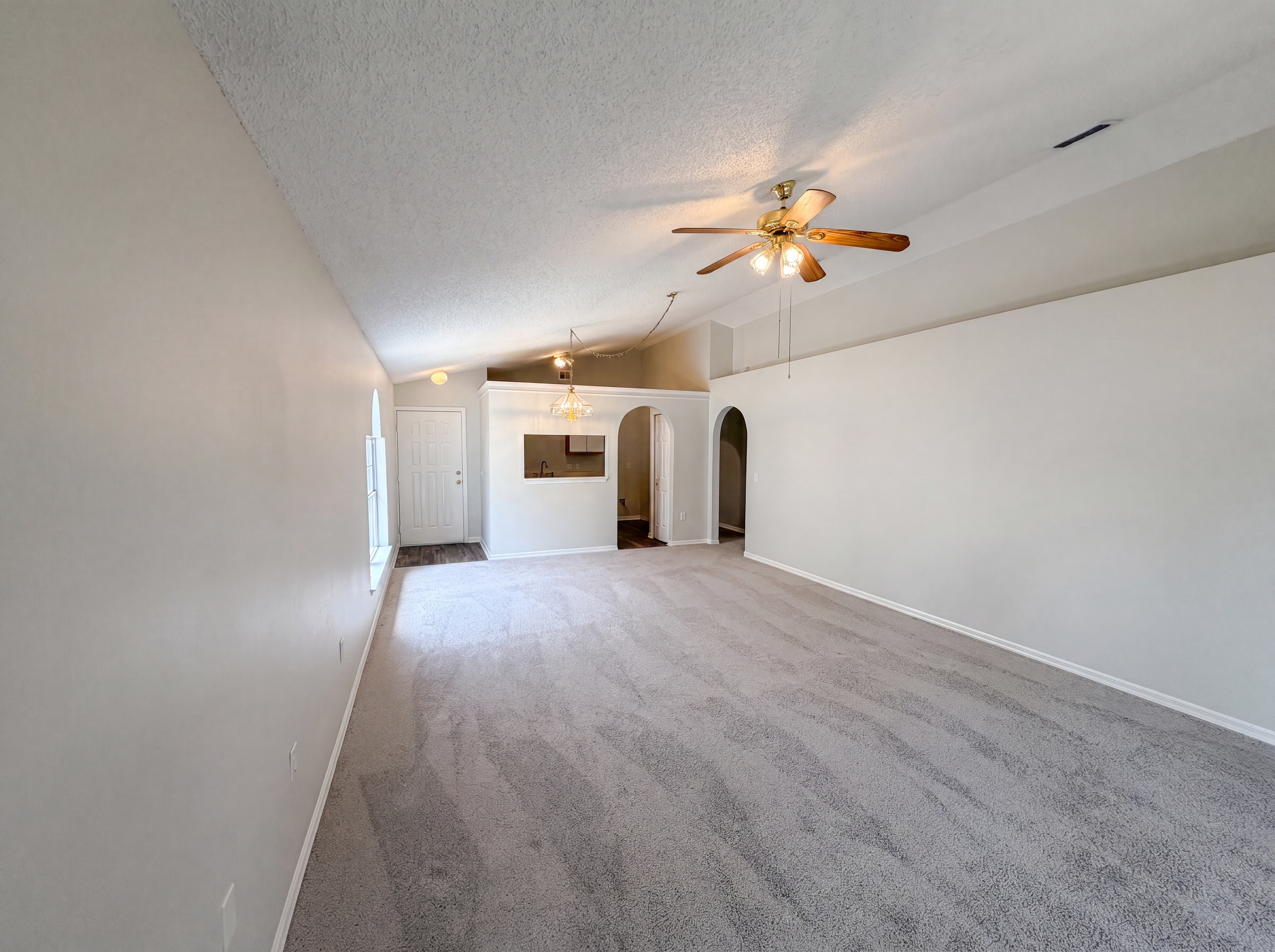 Photo 6 of 20 of 114 Pamala Ct, Sanford, FL
