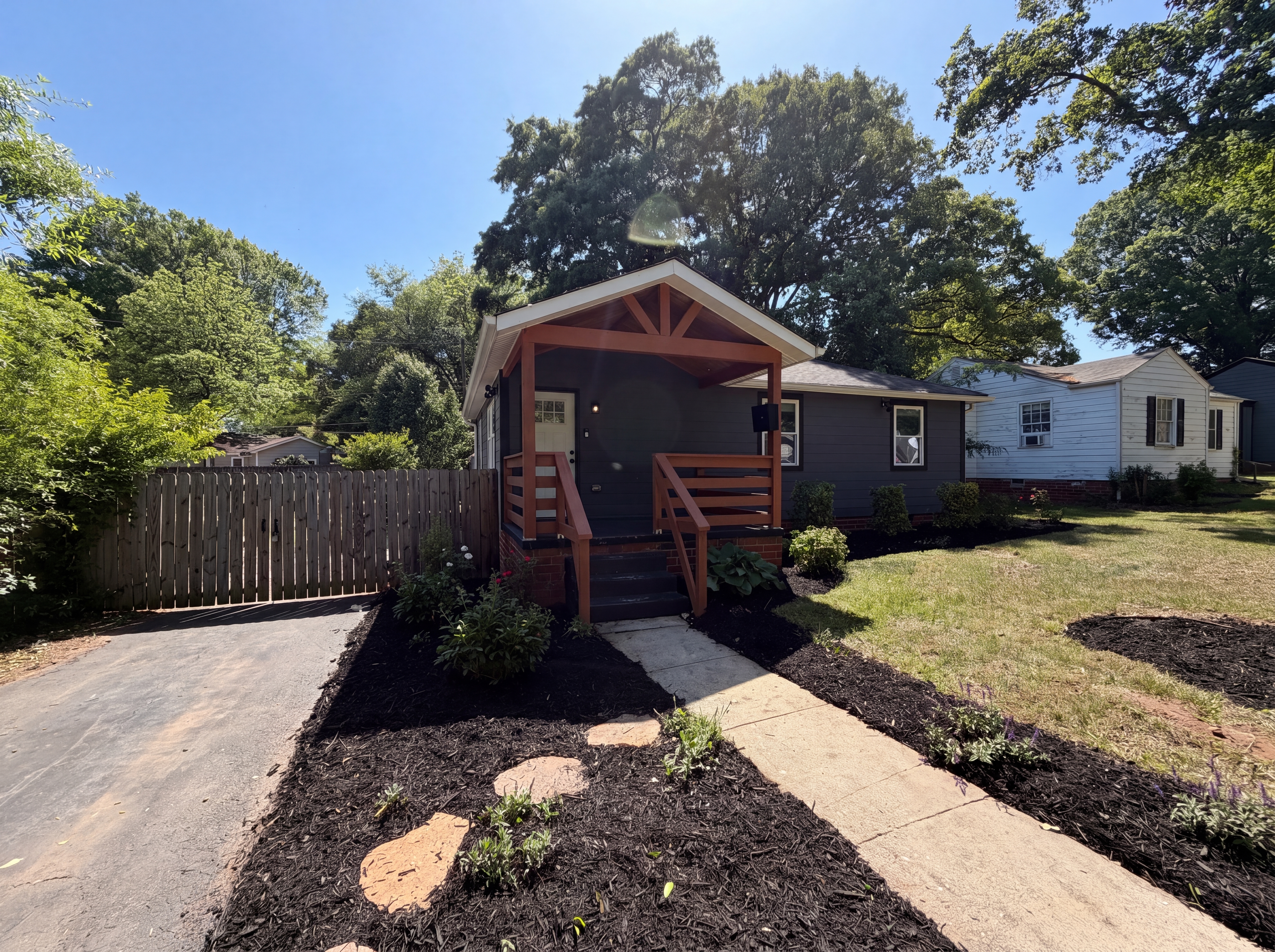 Photo 17 of 22 of 1520 Herrin Ave, Charlotte, NC