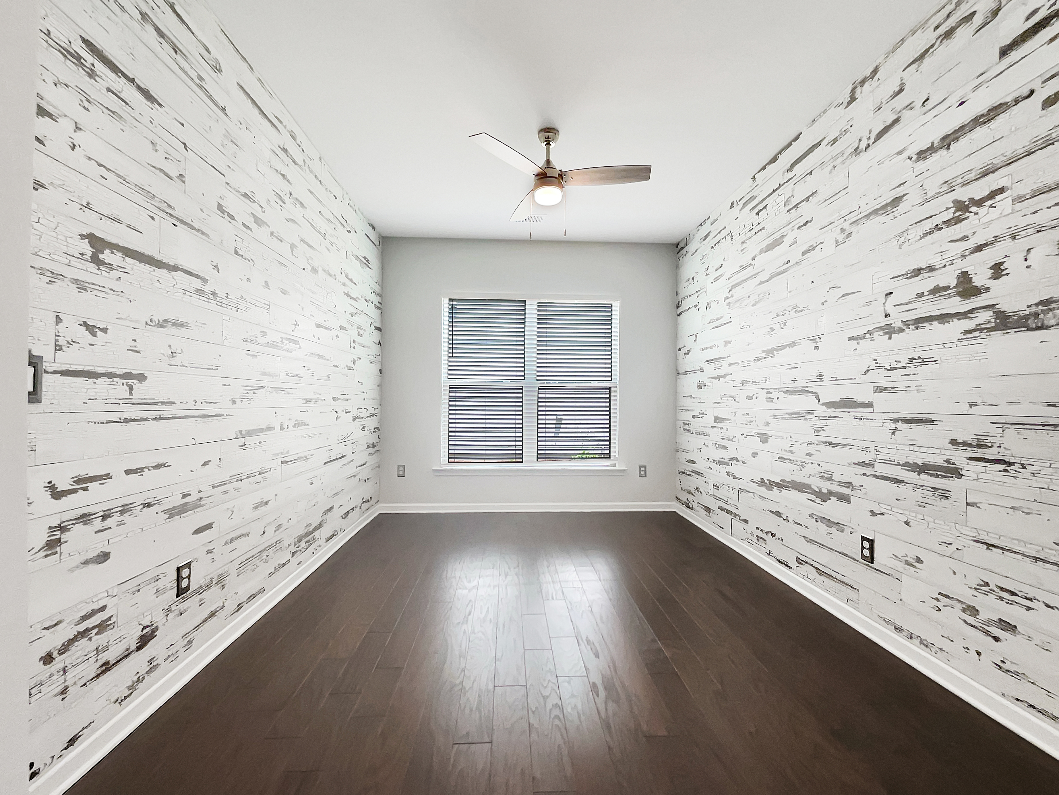 Photo 13 of 24 of 2838 Menton Rd SW, Powder Springs, GA