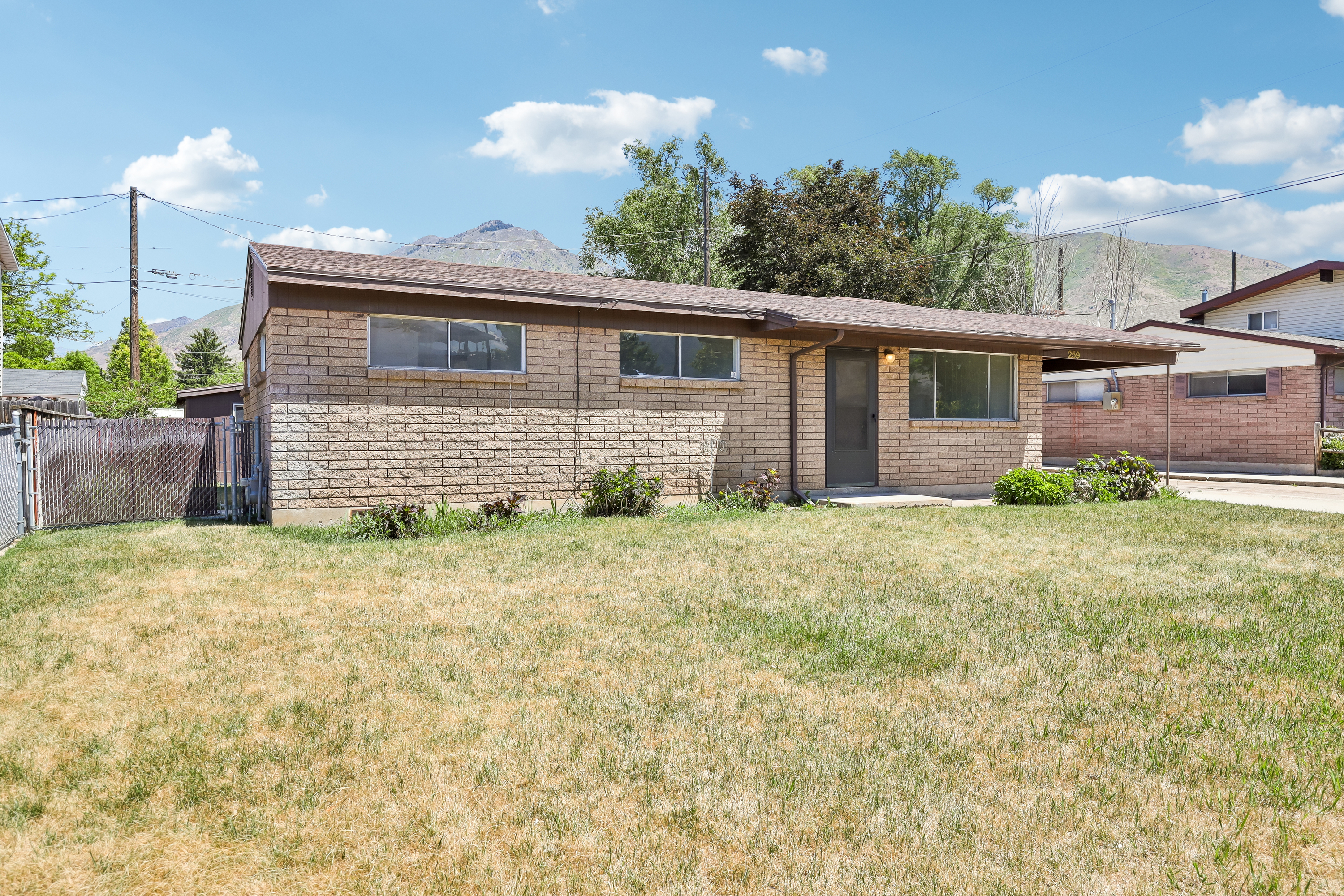 Photo 5 of 20 of 259 Sage Creek Cir, Springville, UT