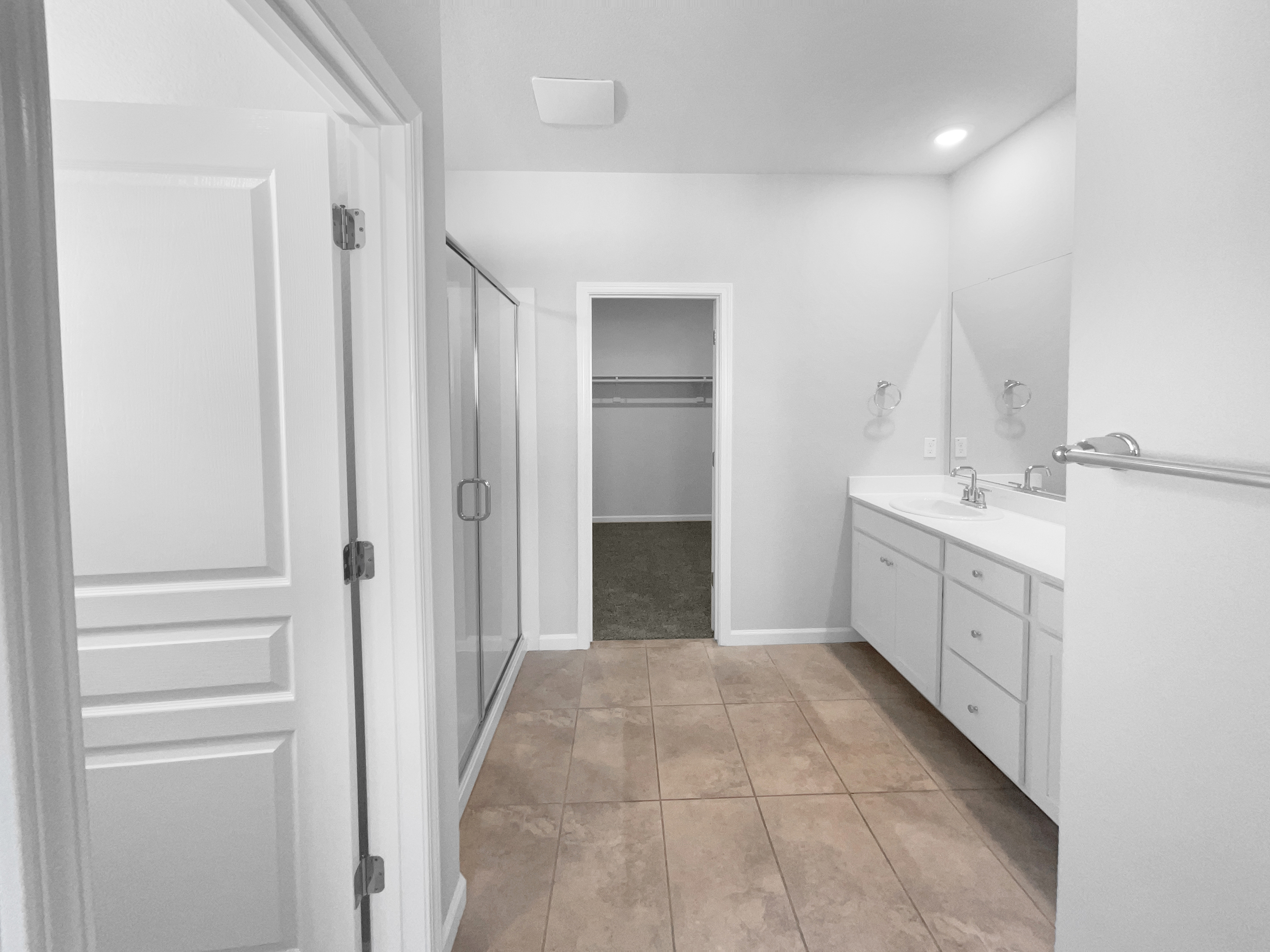 Photo 10 of 33 of 8416 Tapies Way, Elk Grove, CA