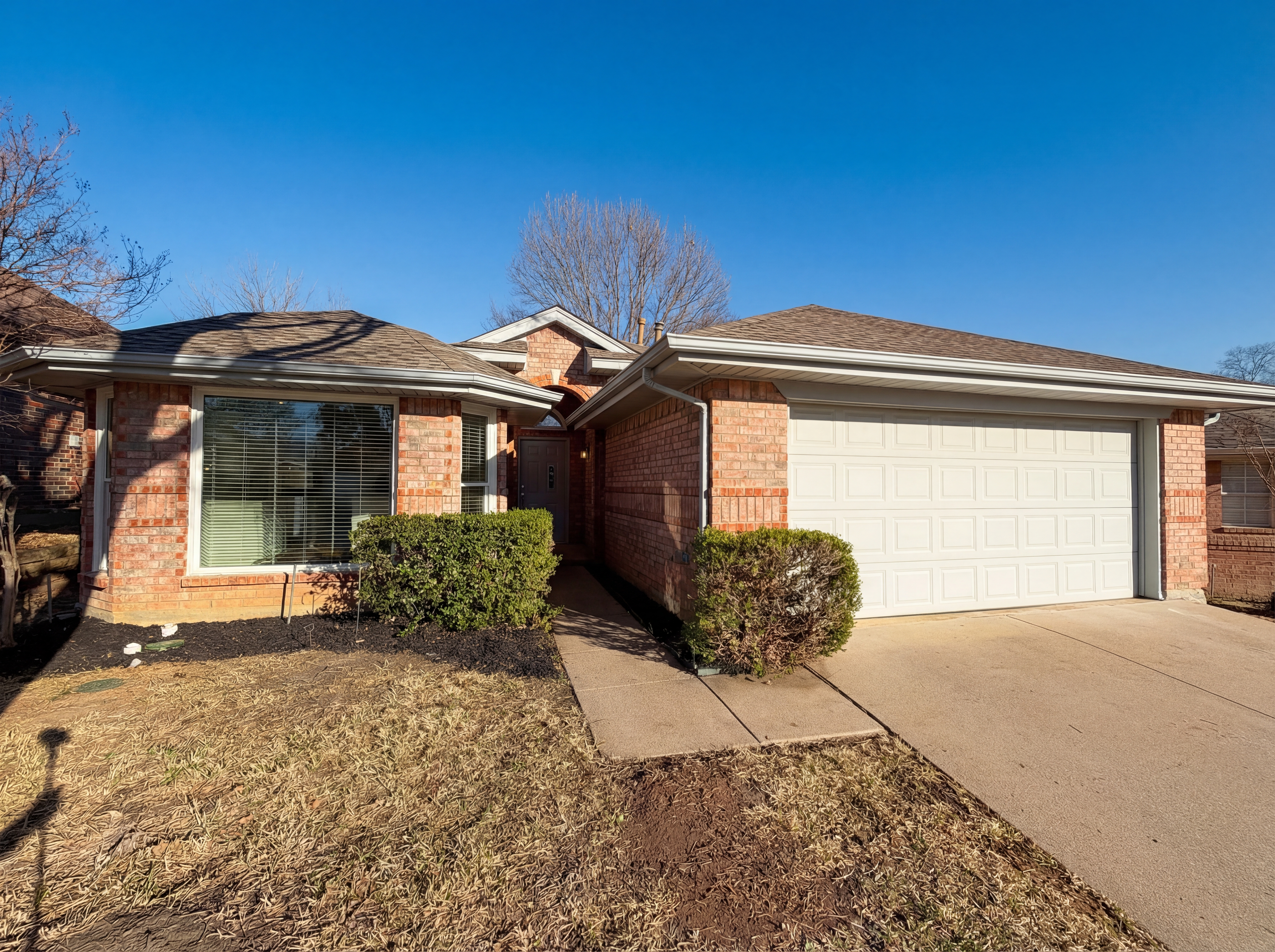 Photo 8 of 26 of 4220 Boulder Park Dr, Fort Worth, TX