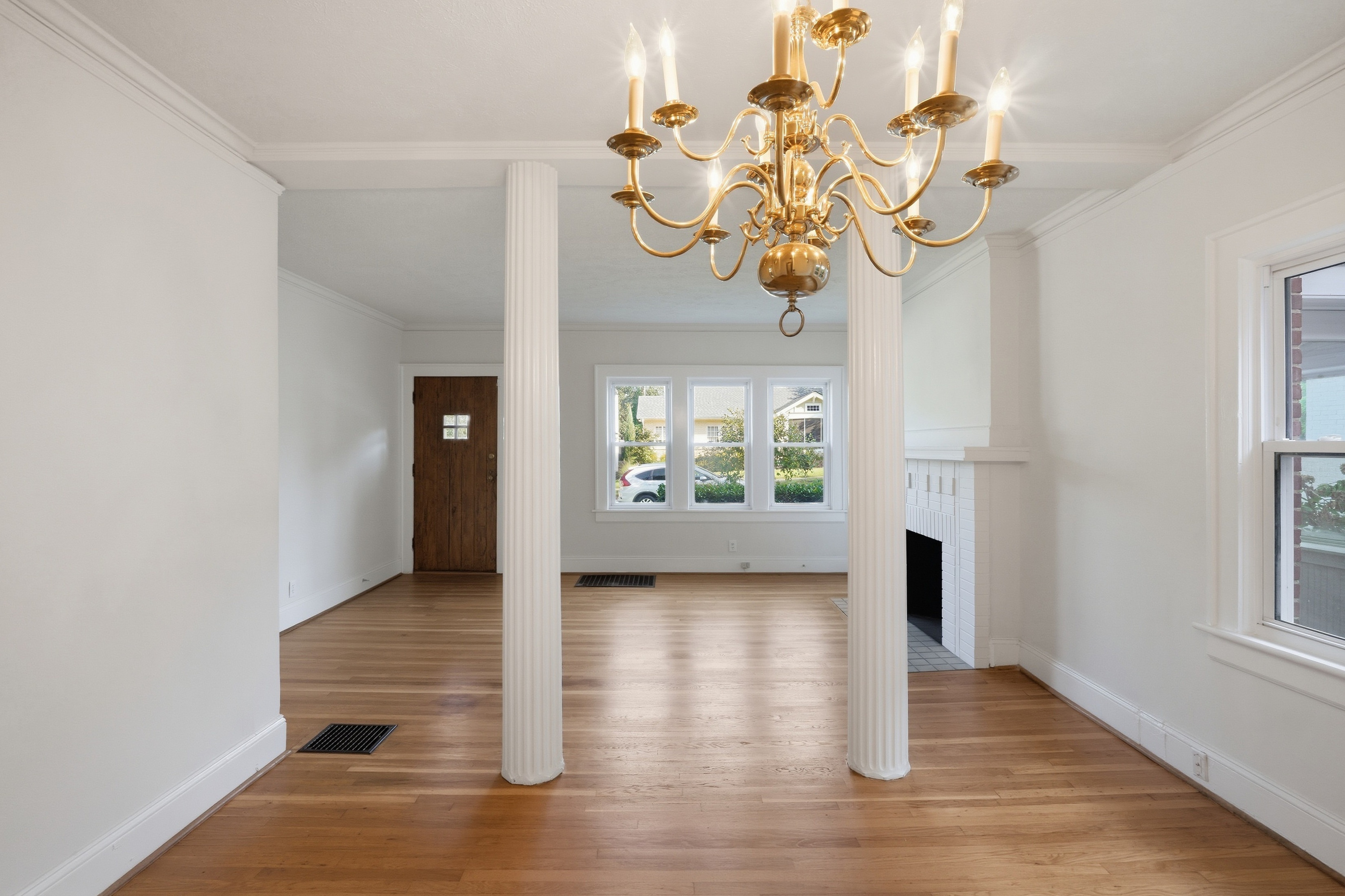 Photo 7 of 27 of 1133 Hudson Dr NE, Atlanta, GA
