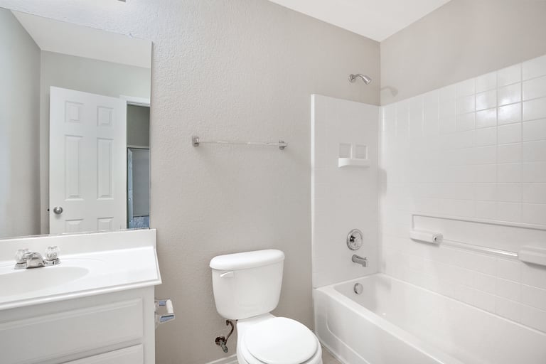 Photo 8 of 25 - 4844 Ambrosia Dr, Fort Worth, TX 76244