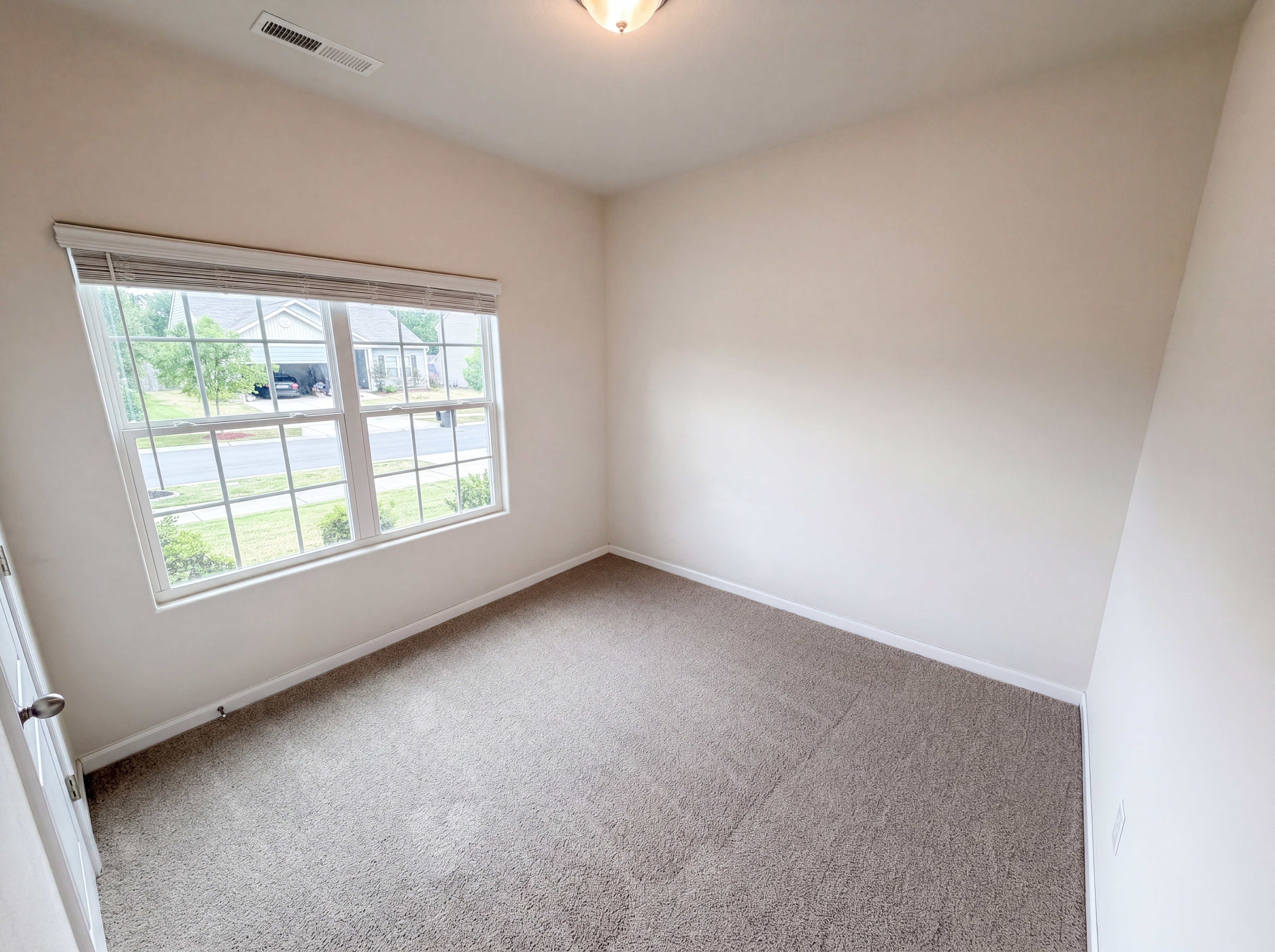 Photo 10 of 25 of 7336 Amberly Hills Rd, Charlotte, NC