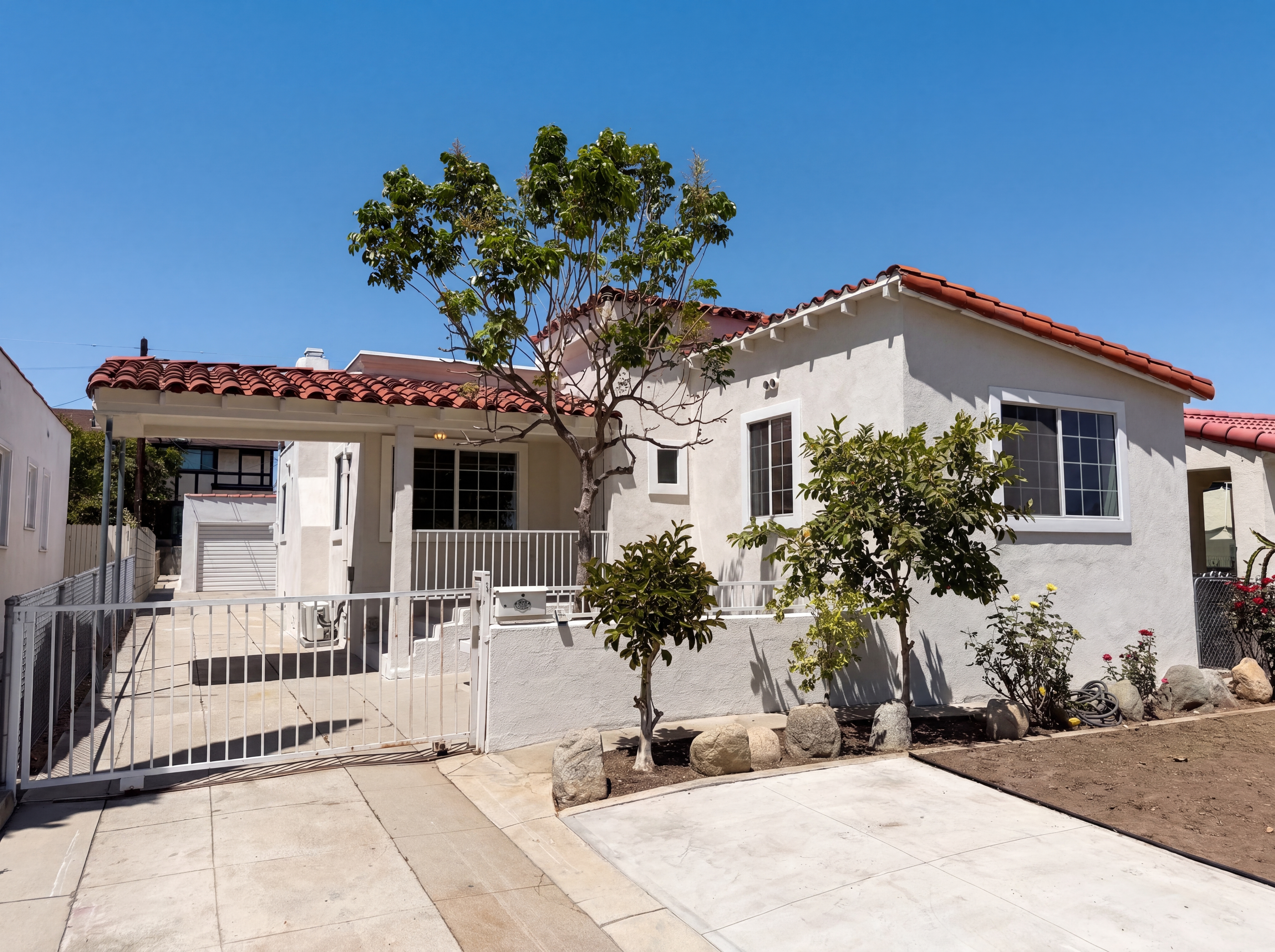 Photo 19 of 31 of 817 S 9th St, Alhambra, CA