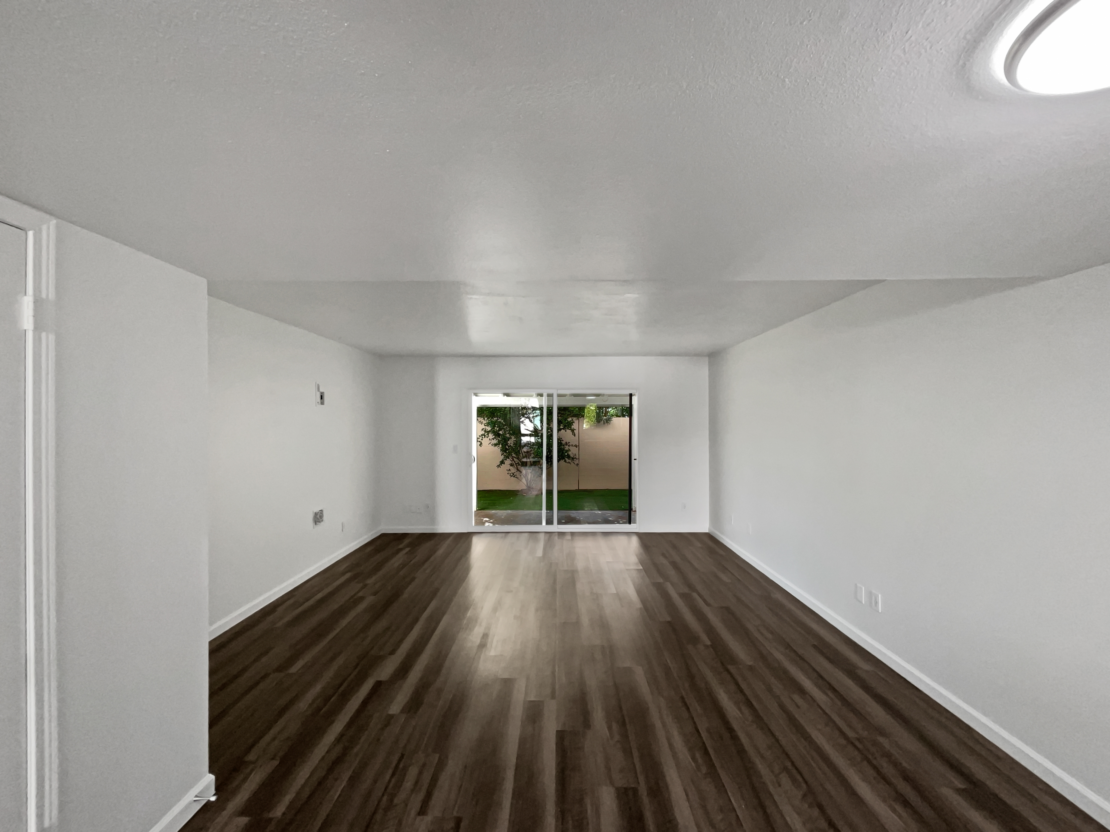 Photo 4 of 18 of 5315 N 18th St, Phoenix, AZ