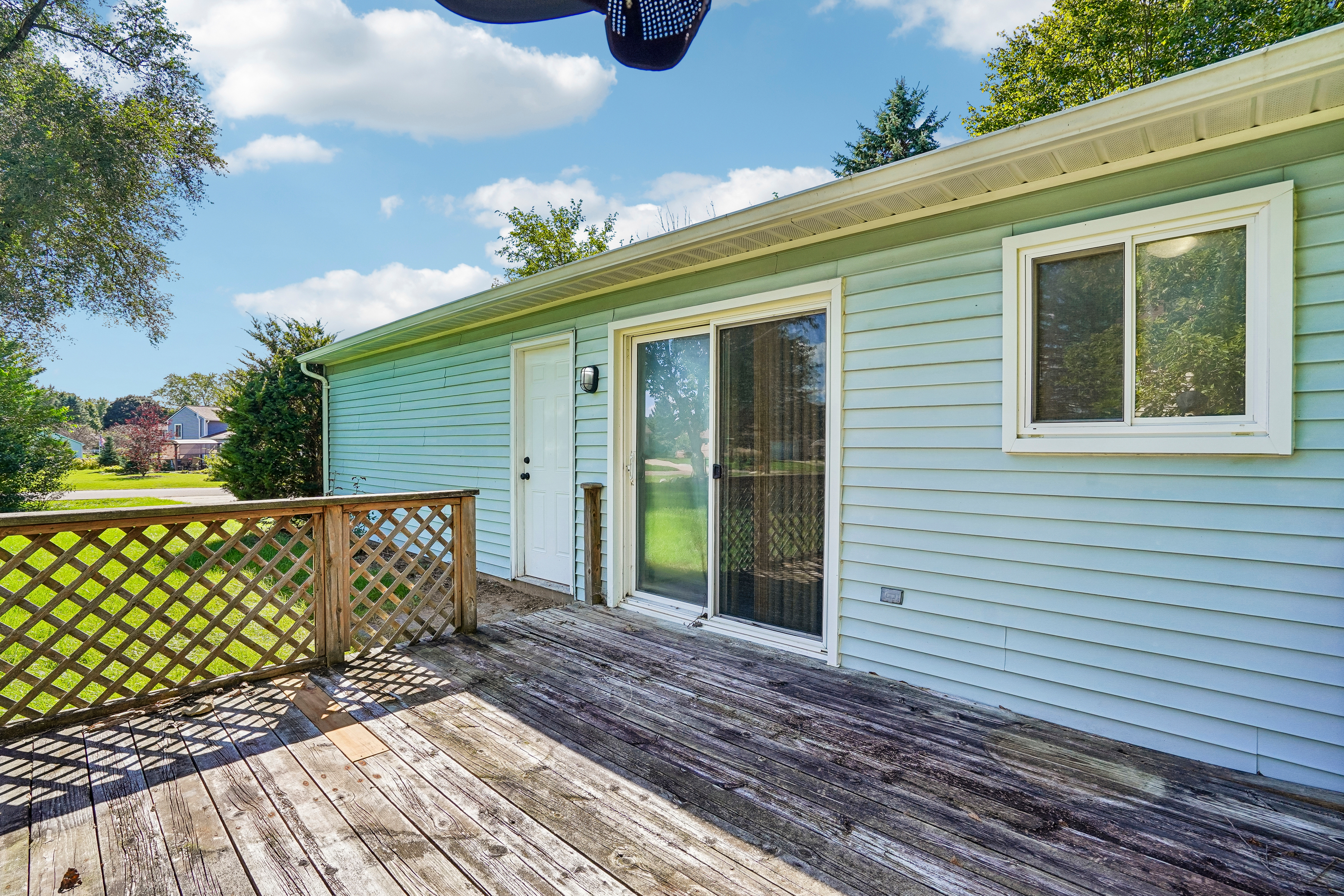Photo 23 of 30 of 10153 Ashton St, Pinckney, MI