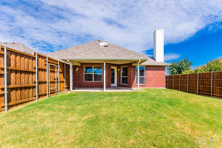 Photo 32 of 33 - 1710 Barton Springs Ct, Allen, TX 75002