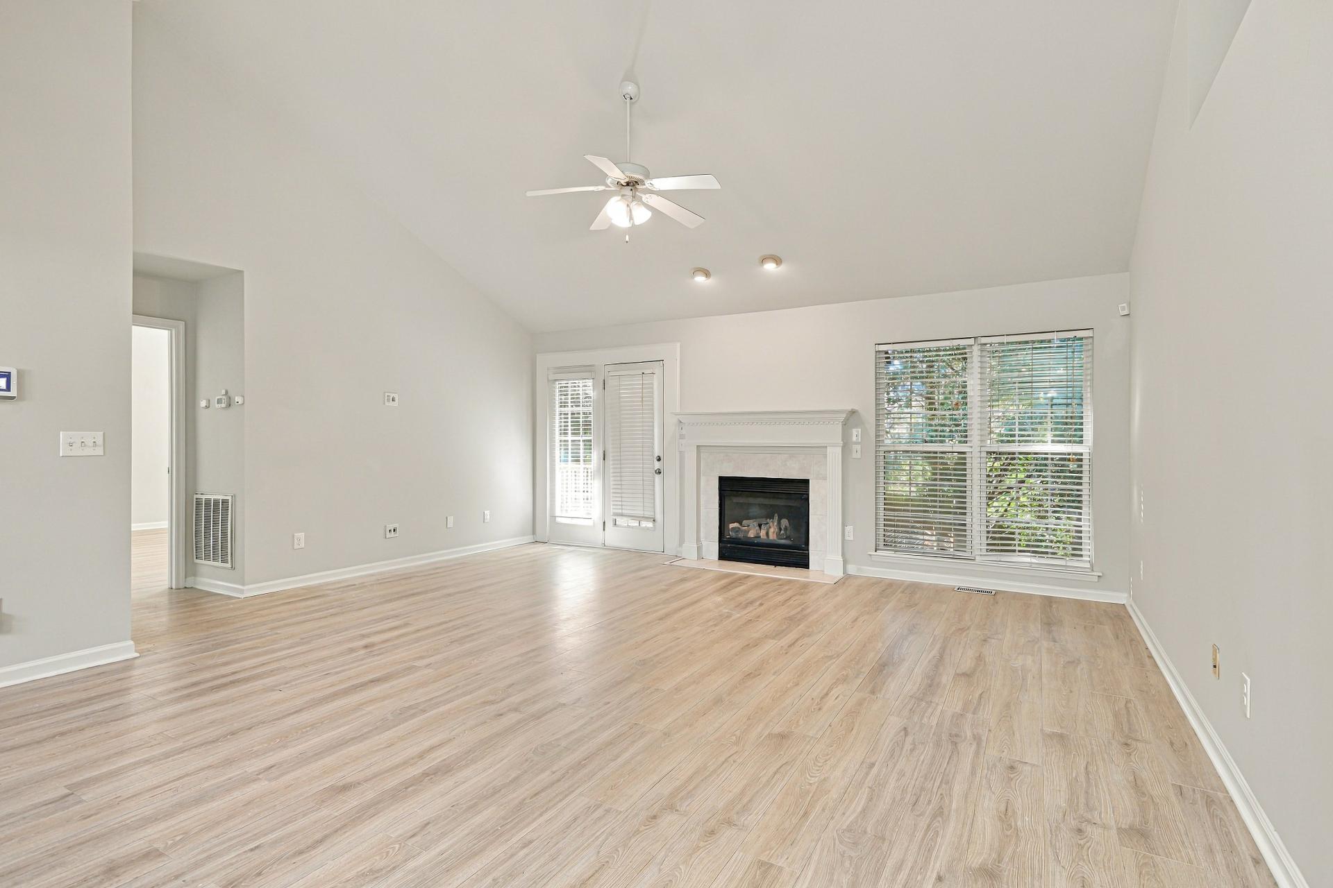 Photo 3 of 20 of 503 Plateau Dr, Greenville, NC