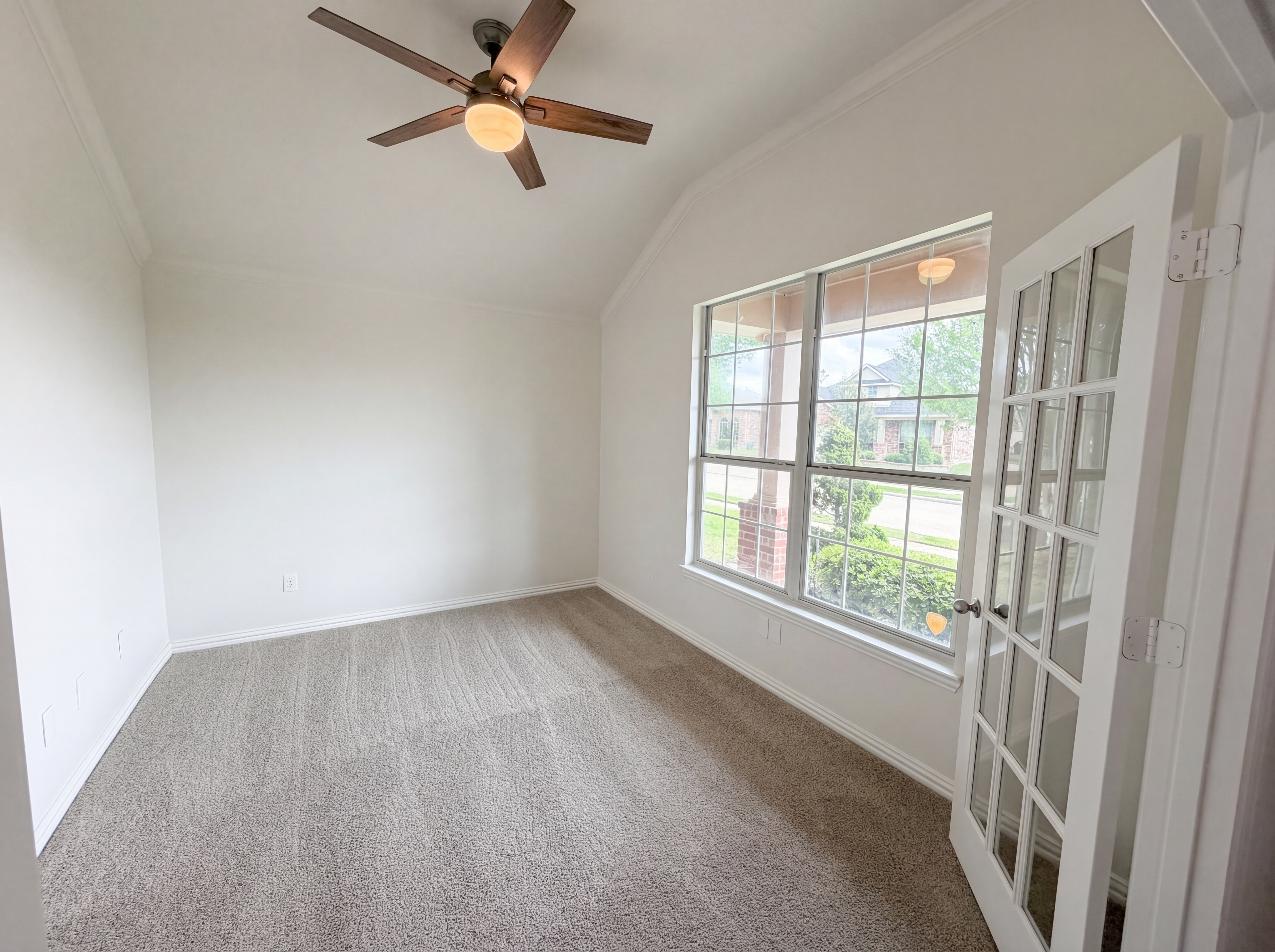 Photo 9 of 18 of 2124 Highland River Dr, Wylie, TX