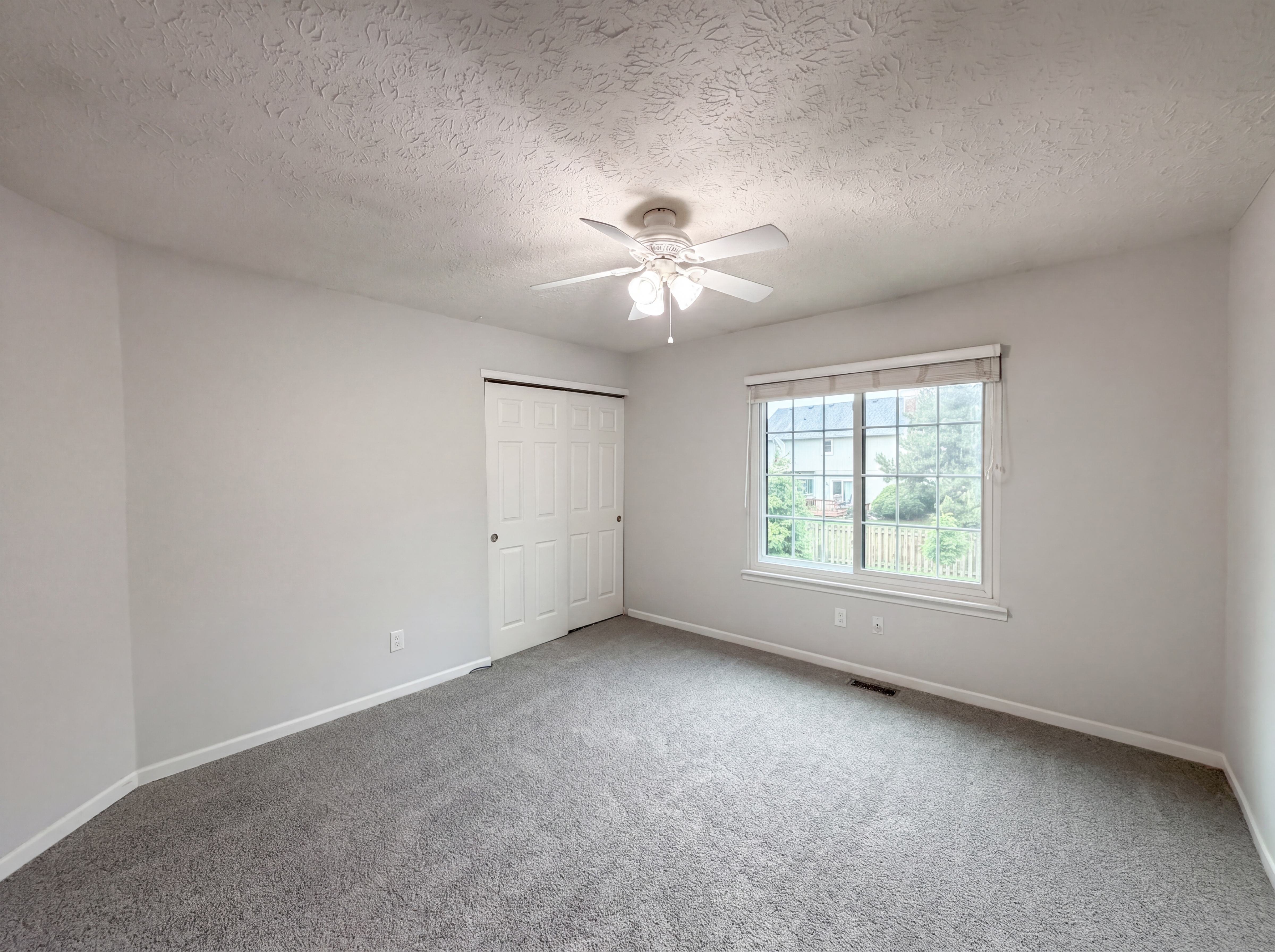 Photo 13 of 21 of 8302 La Habra Ln, Indianapolis, IN
