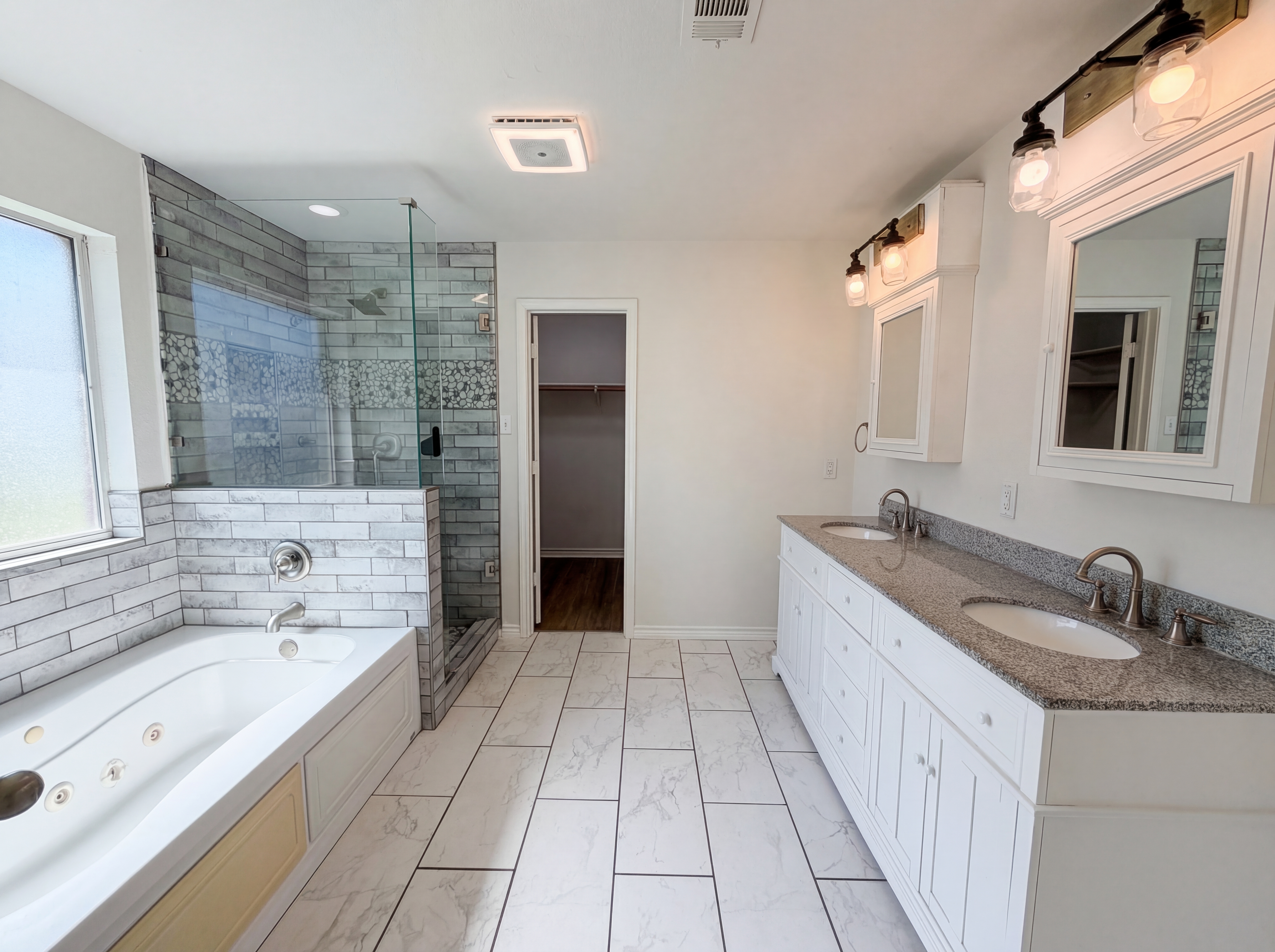 Photo 10 of 16 of 8710 Surrey Ct, Temple, TX