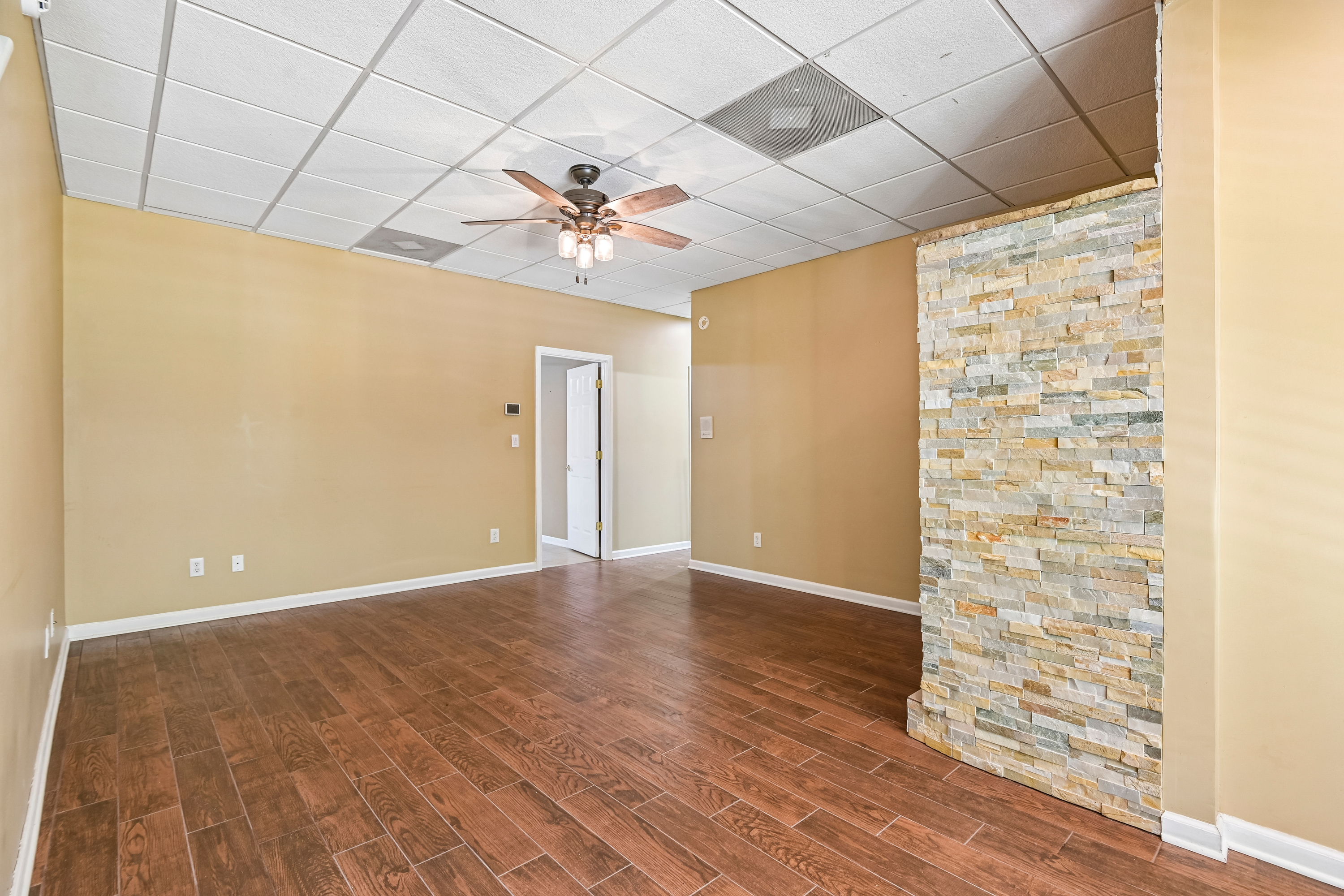 Photo 64 of 79 of 2077 Coolidge Way NW, Acworth, GA