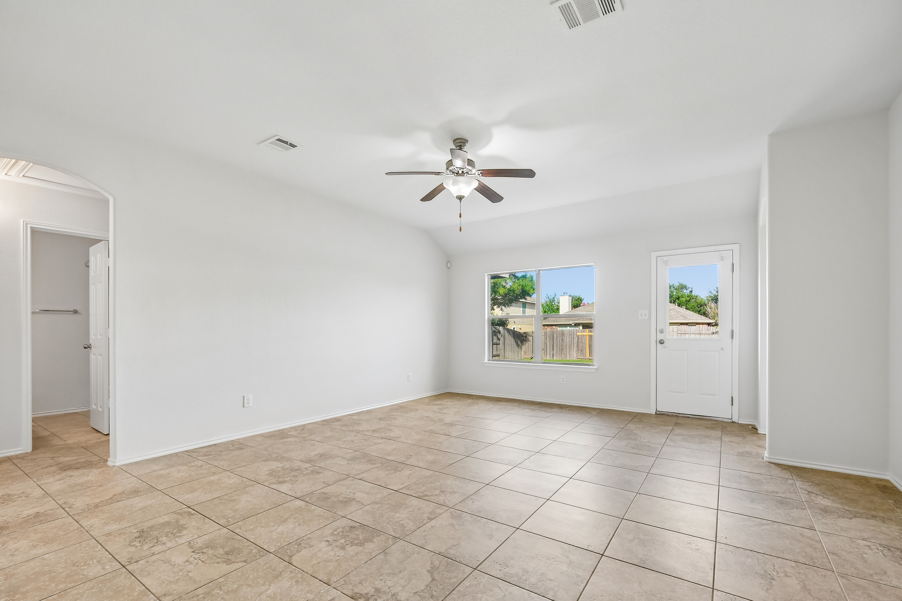 Photo 16 of 56 of 3000 Grand Mission Way, Pflugerville, TX