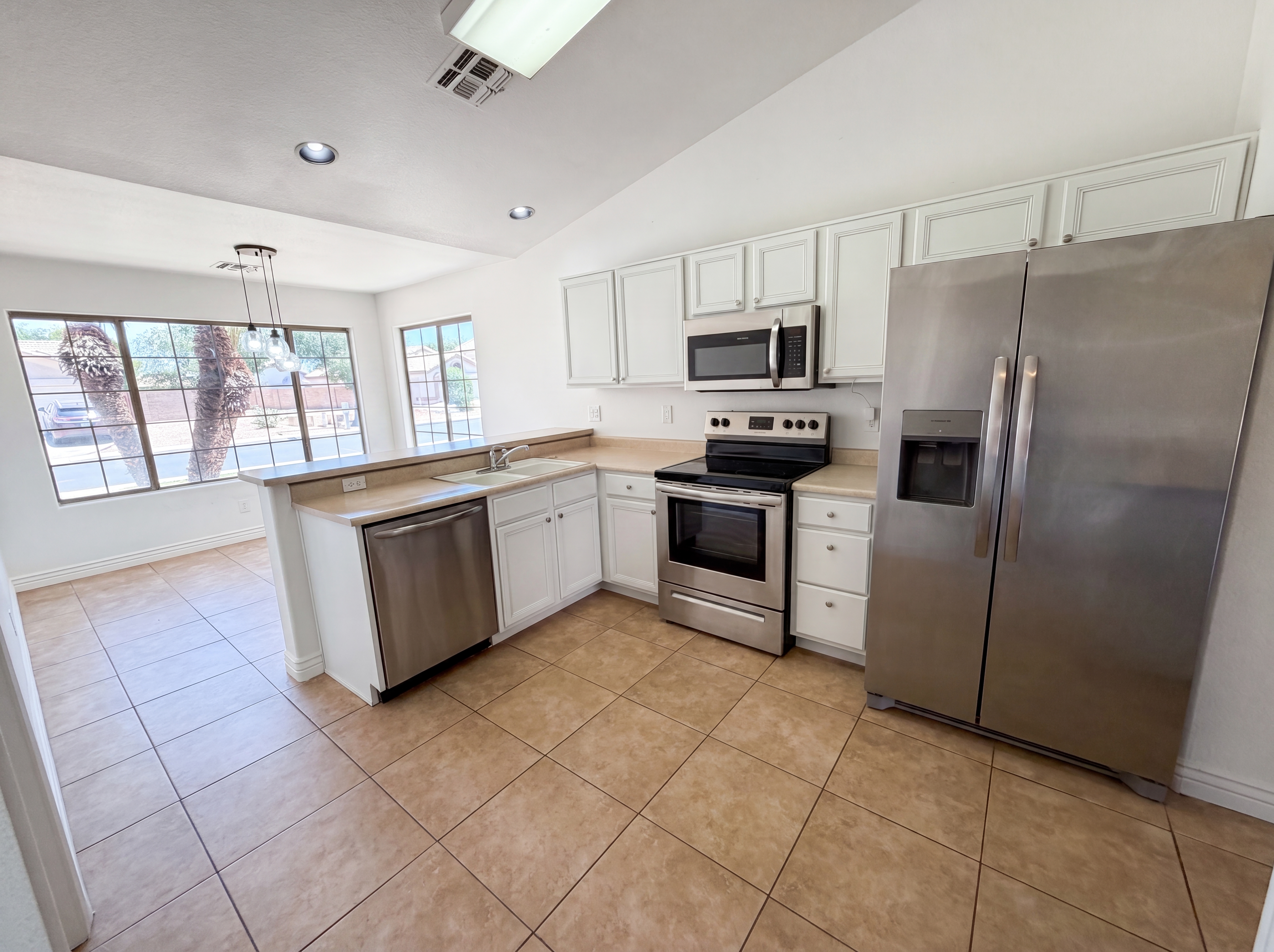 Photo 7 of 21 of 96 S Monterey St, Gilbert, AZ