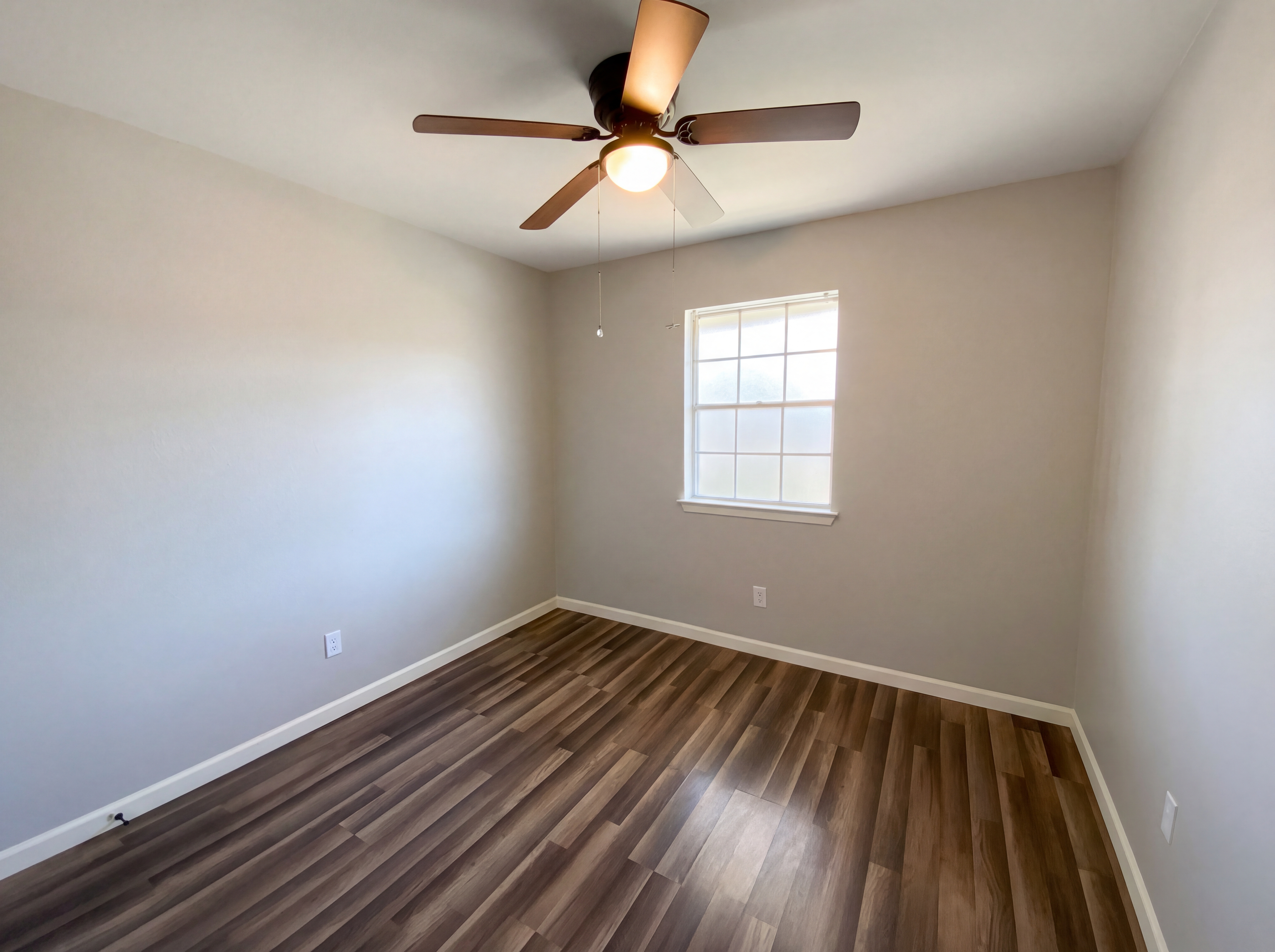 Photo 13 of 17 of 1602 Pleasant Ln, Copperas Cove, TX