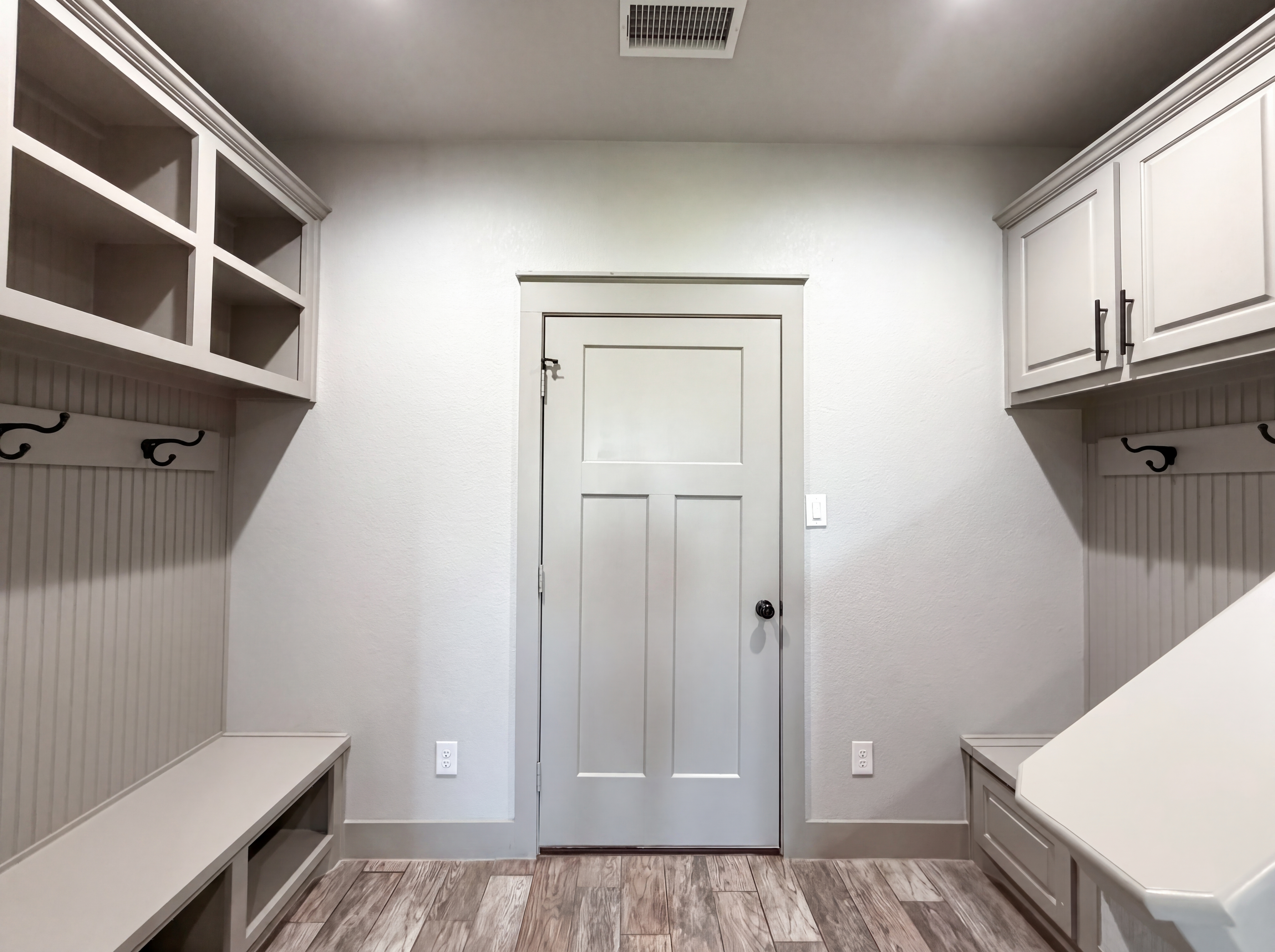Photo 18 of 22 of 725 Cheyenne Trl, Trenton, TX