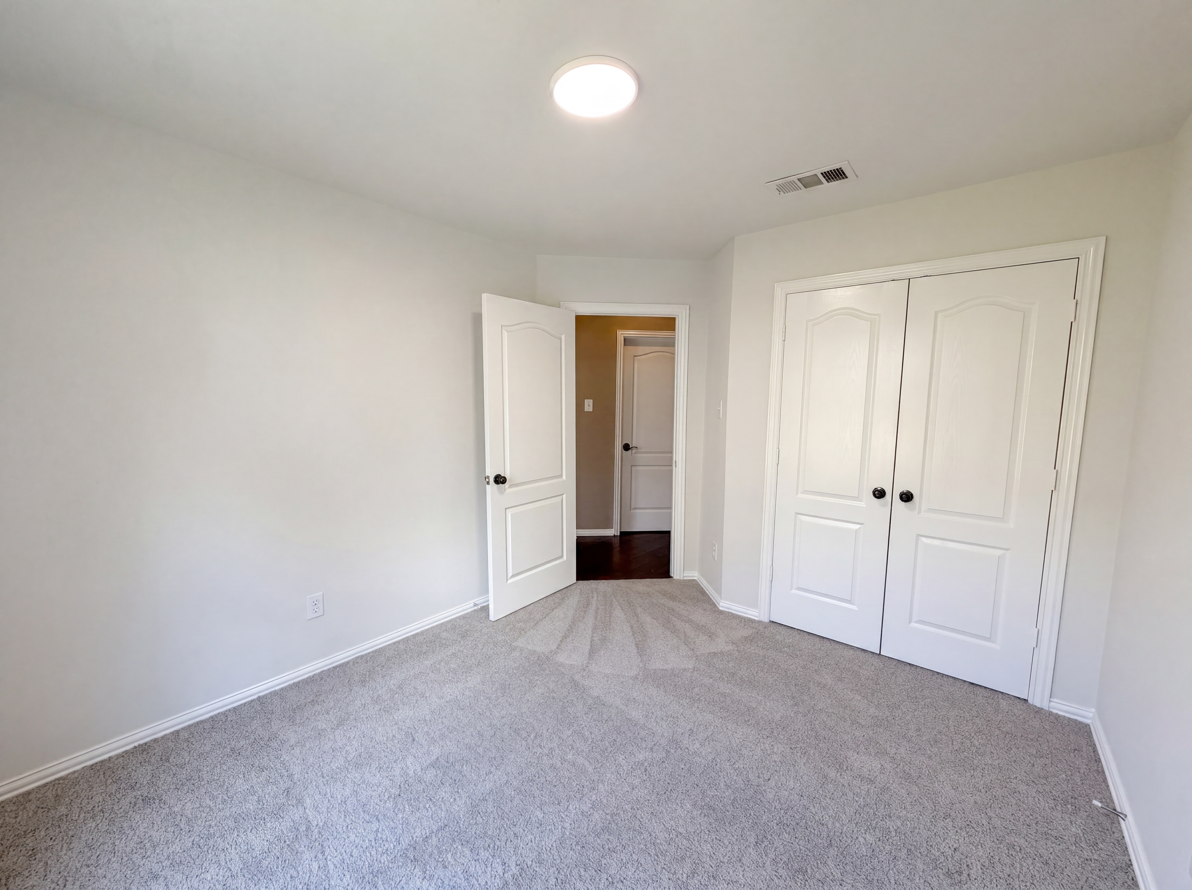 Photo 10 of 19 of 525 Hidden Oak Ln, Rockwall, TX
