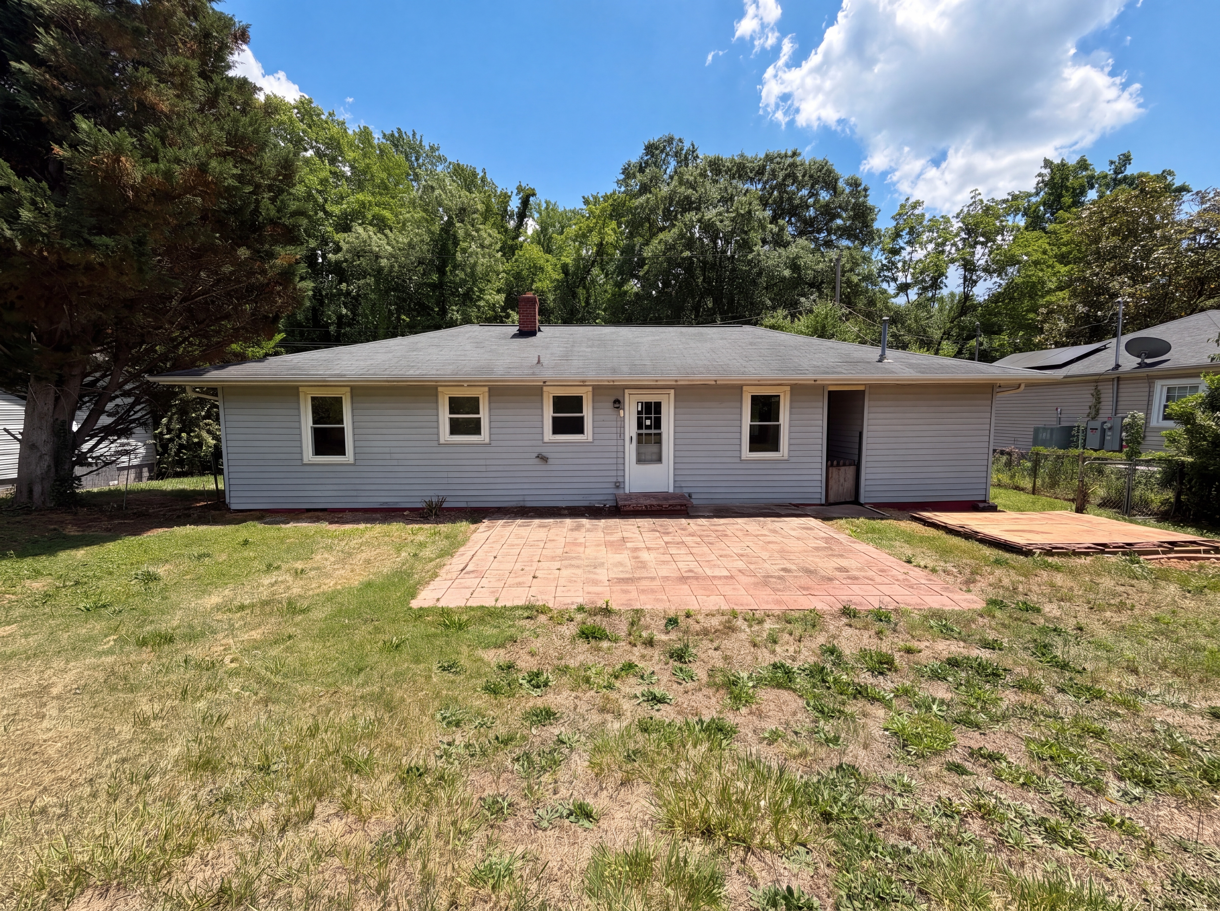Photo 5 of 16 of 314 Langston Dr, Greenville, SC